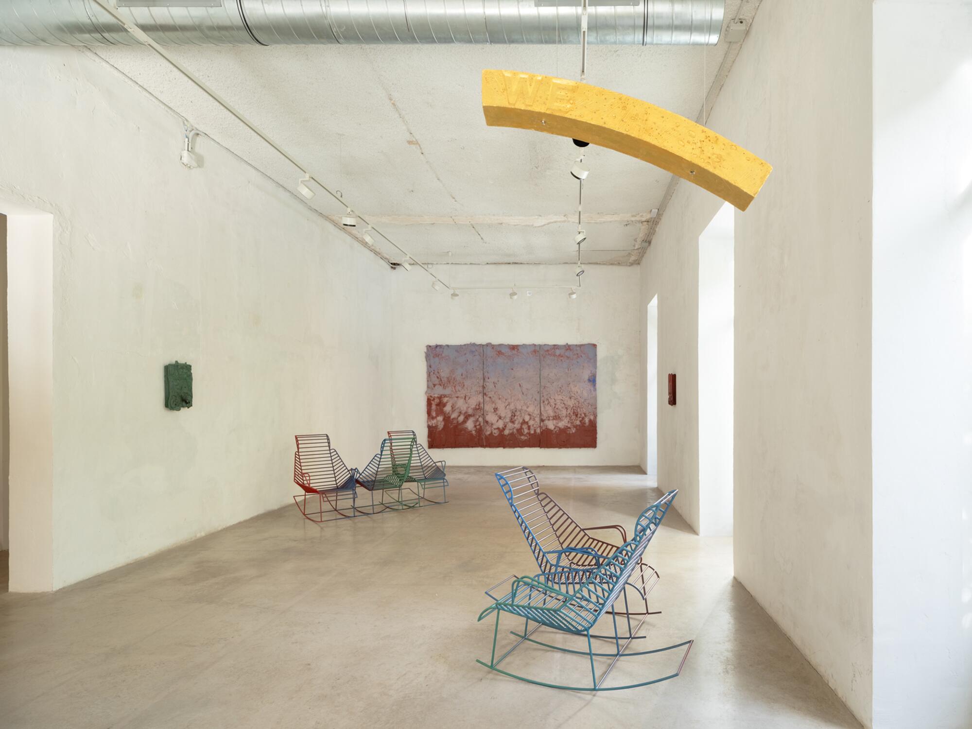 “Pájaros”, una de las obras más recientes de Iván Argote