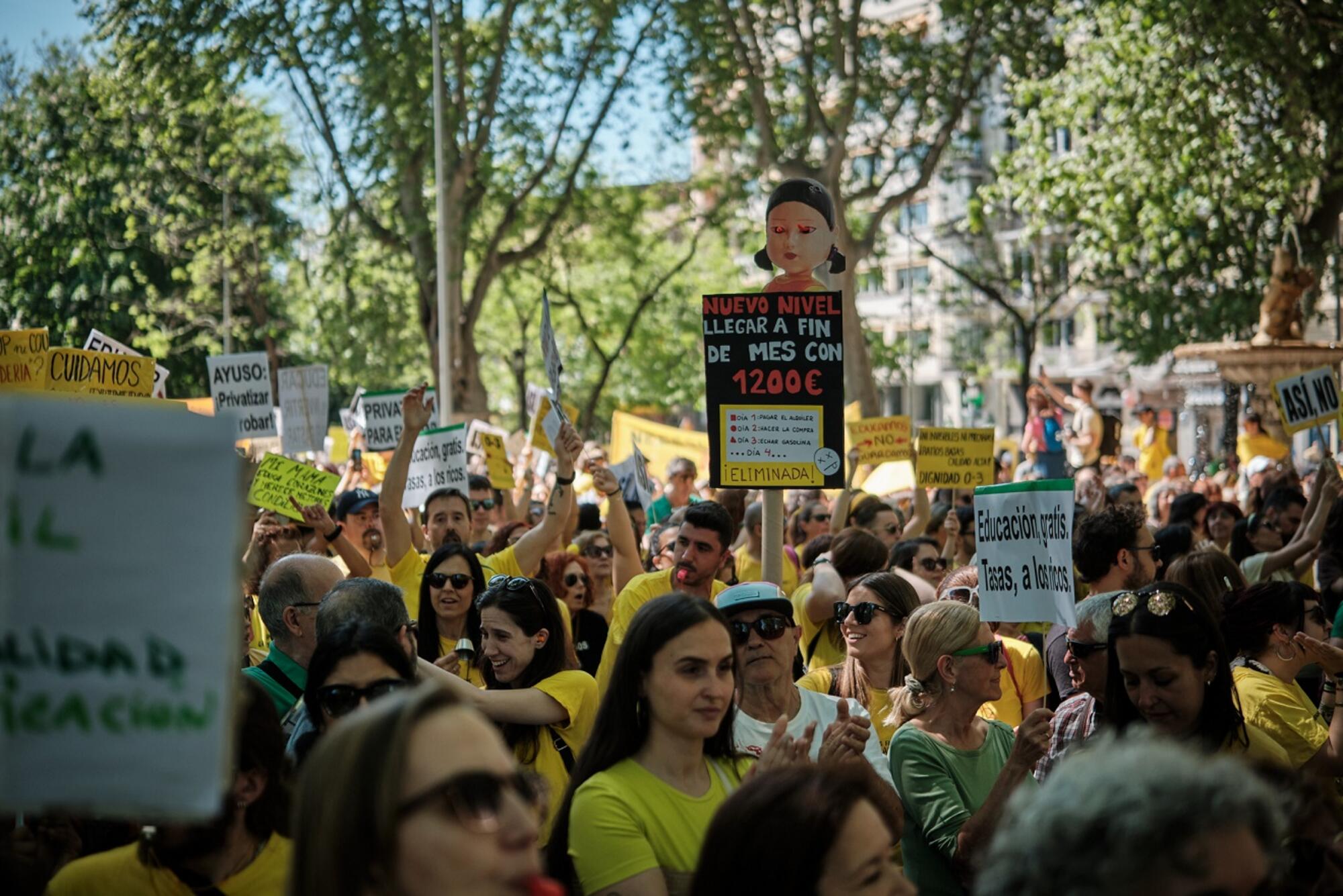 Manifestación Educación Pública 19 abril 26 - 3