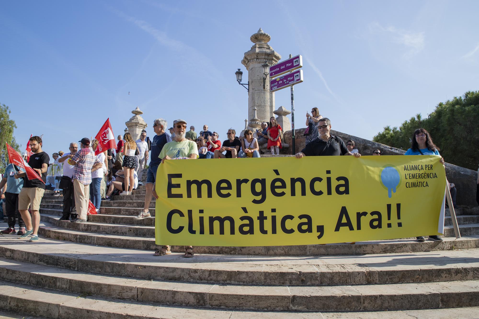 Manifestación contra la ampliación puerto de València - 2