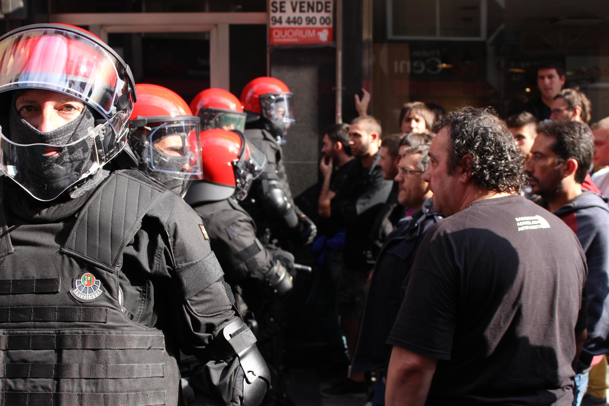 Agentes de la Ertzaintza