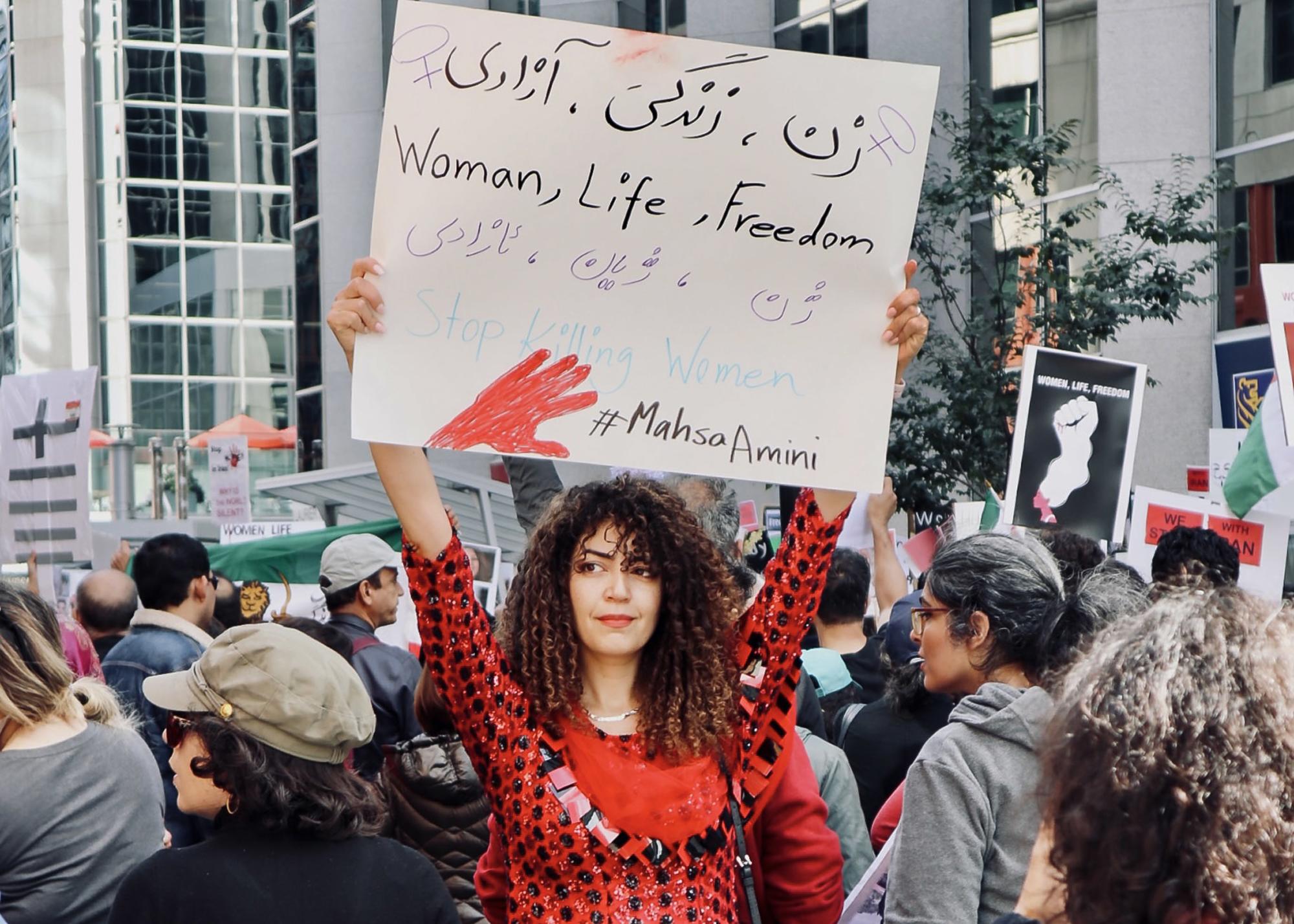 Protesta por las mujeres de Iran 