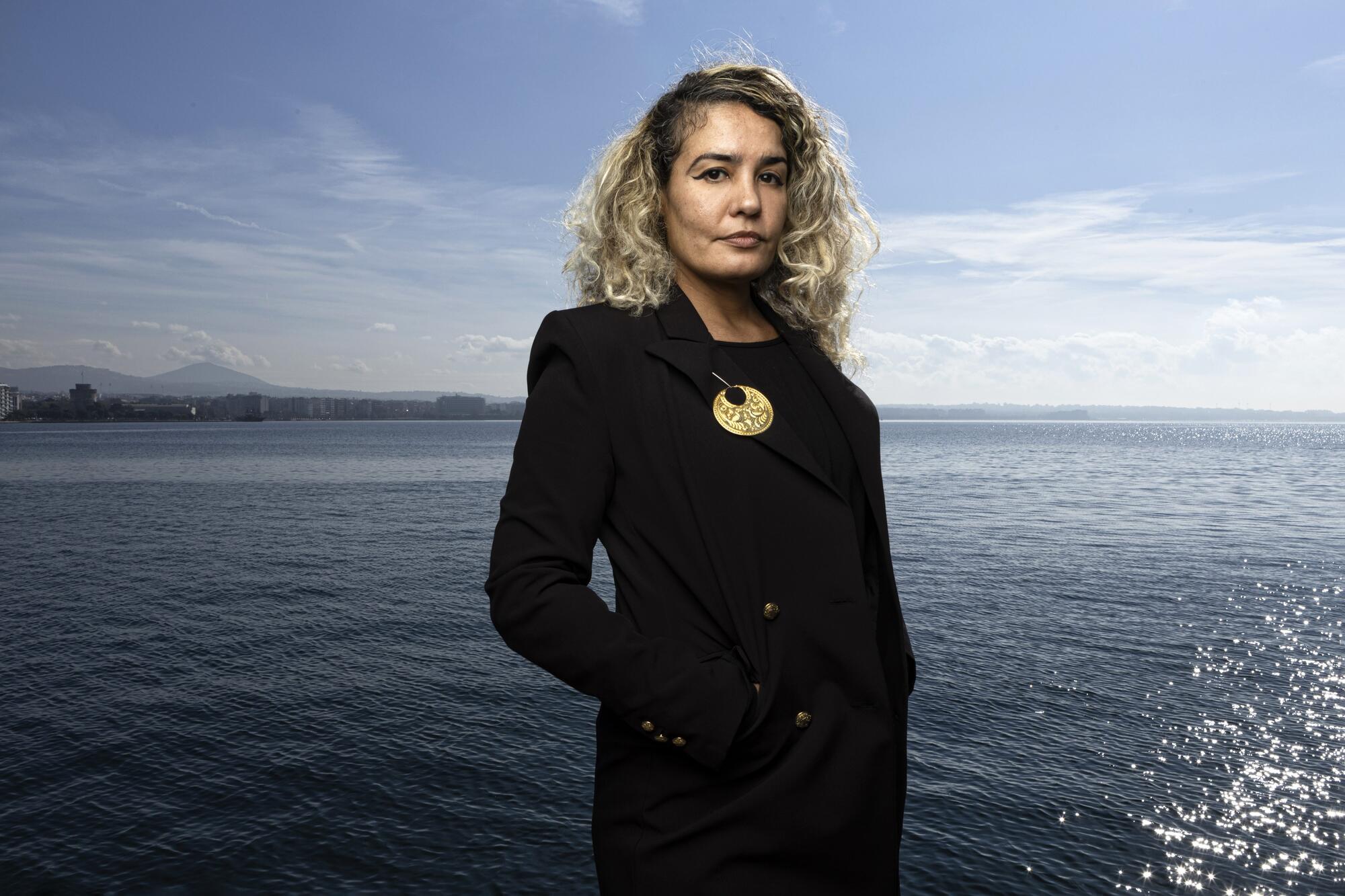 Suzannah Mirghani  - 1