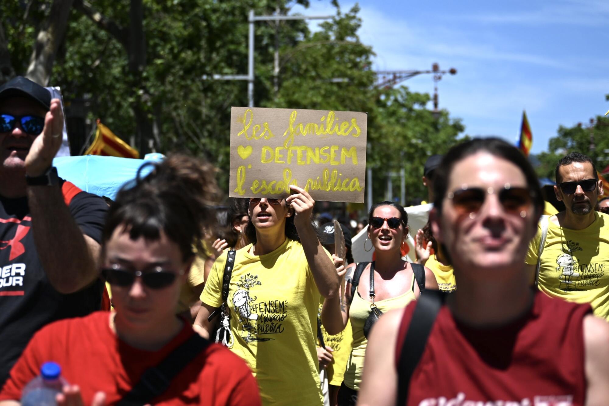Manifestación comunidad educativa en Barcelon del 14 de junio 2026 - 6