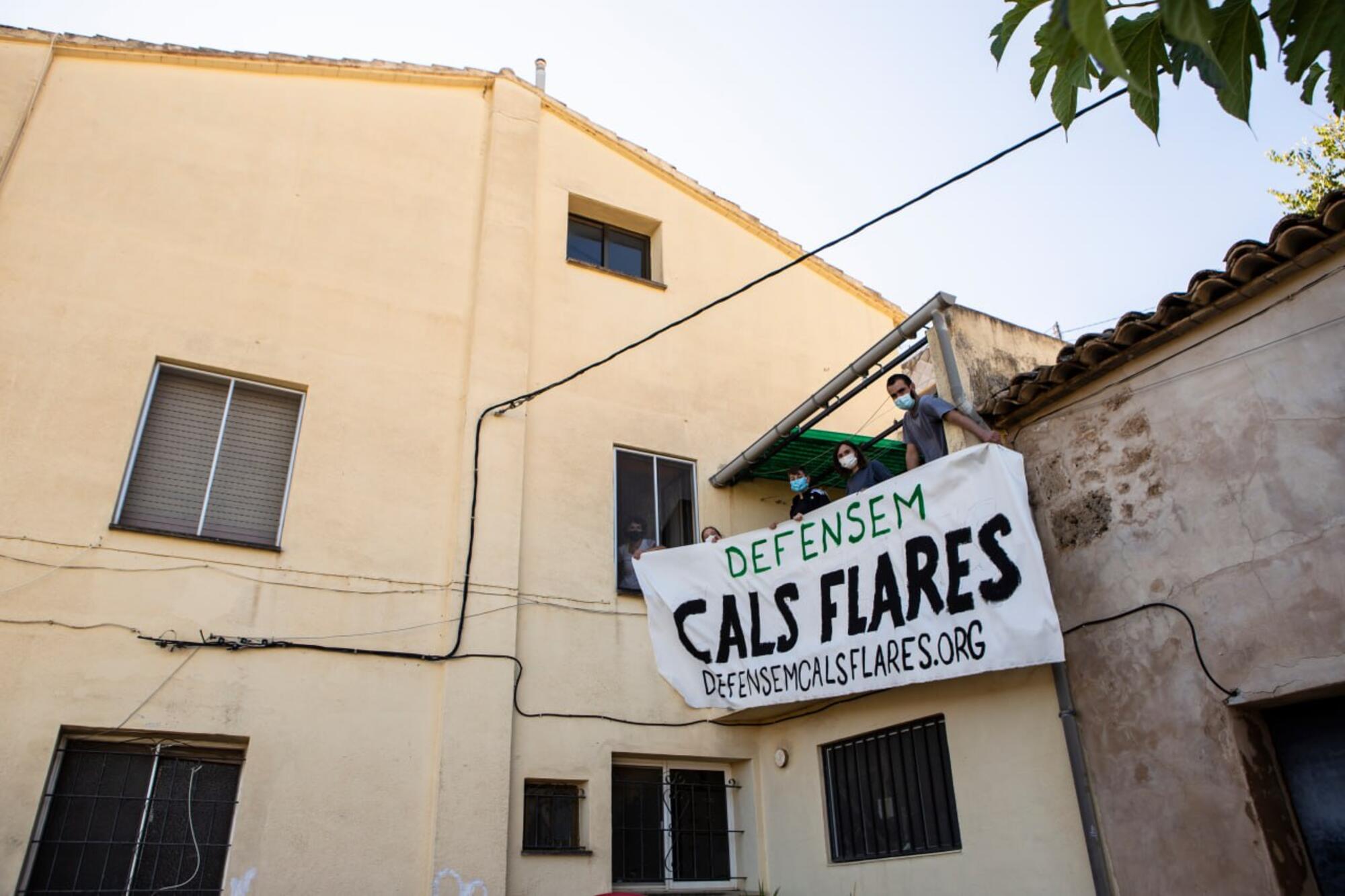 Cals Flares - 4