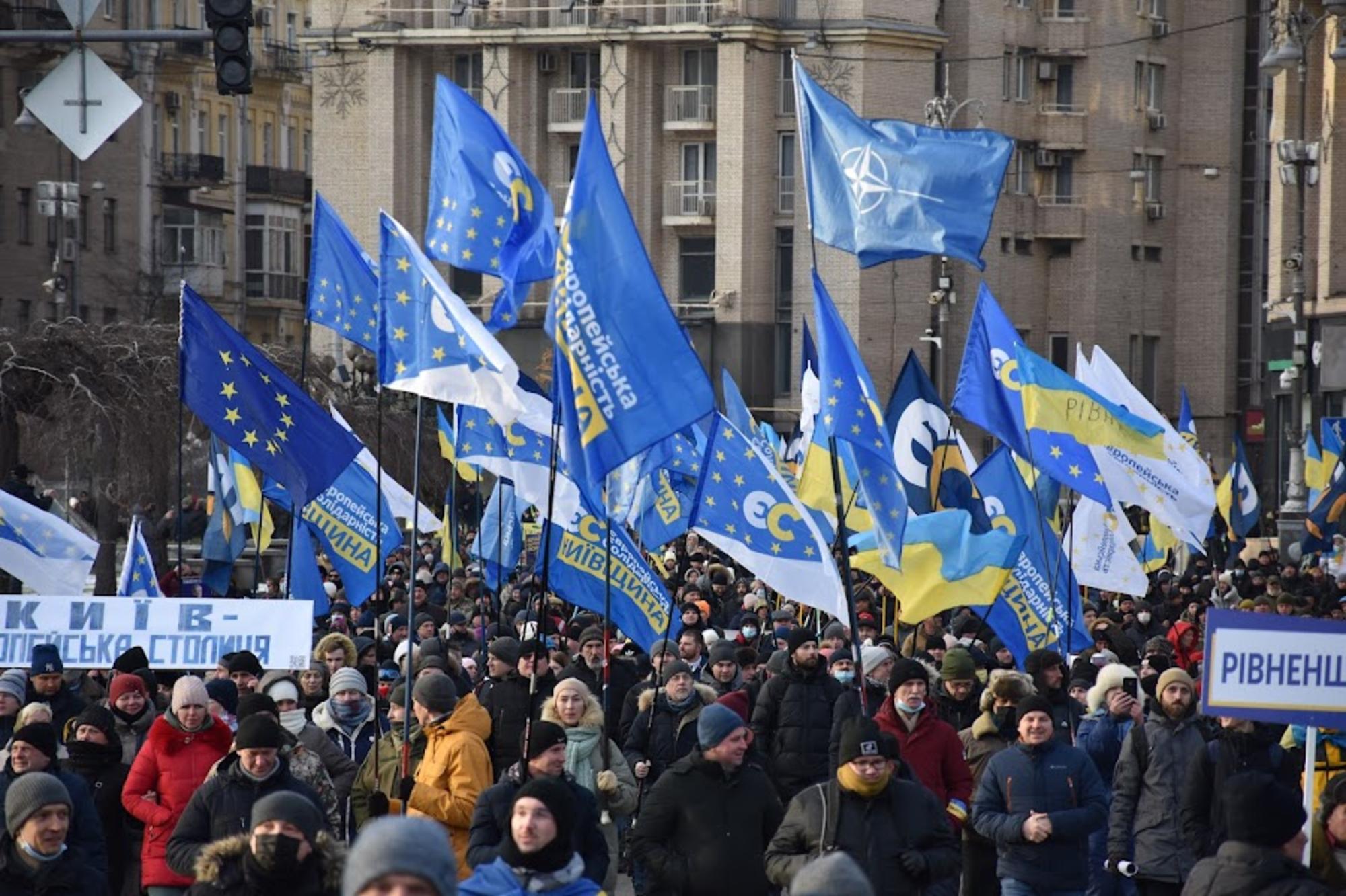 Manifestación por Poroshenko Ucrania