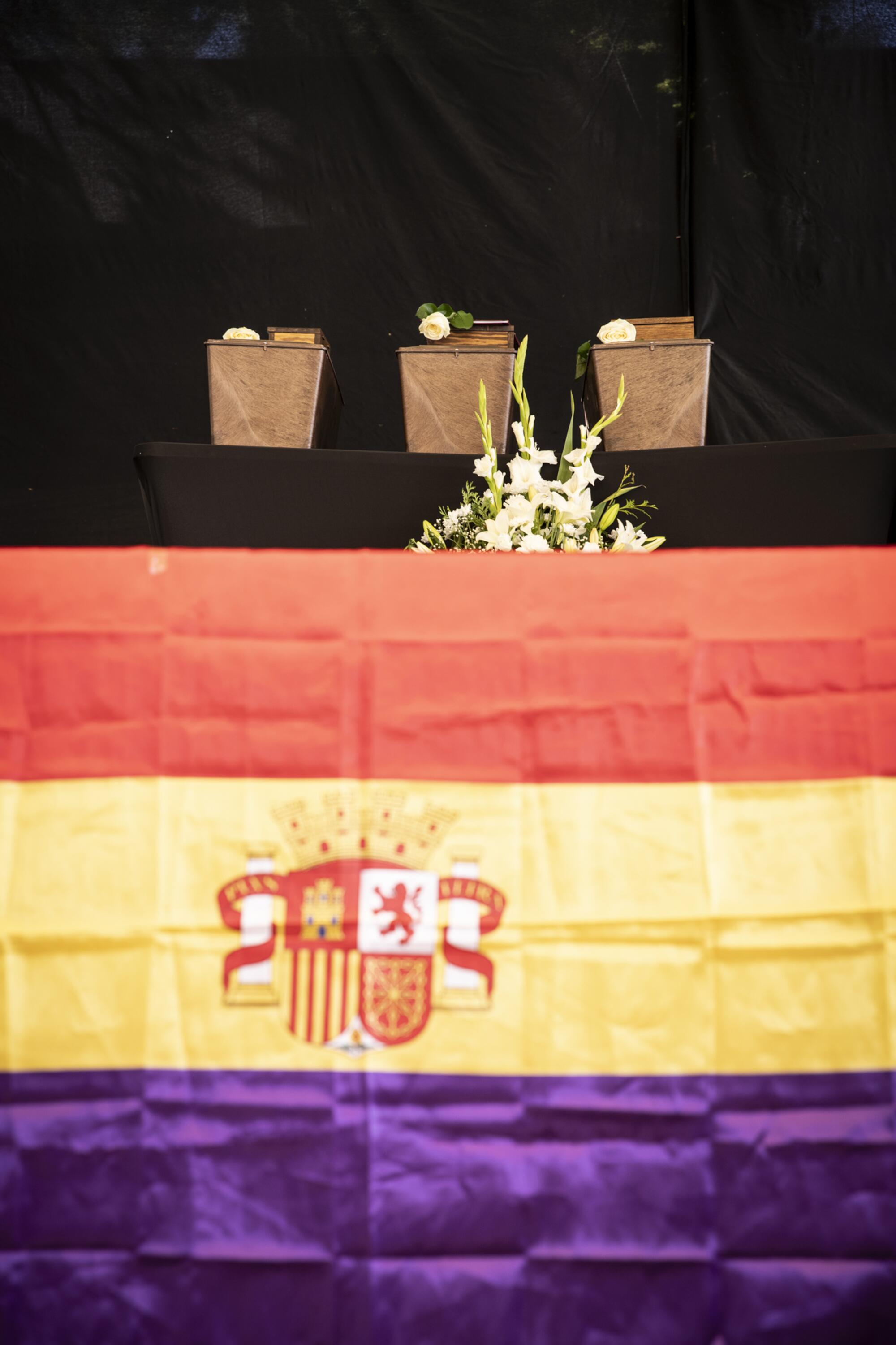 Entrega de restos de víctimas a sus familiares el 19 de septiembre de 2026 en Víznar - 5