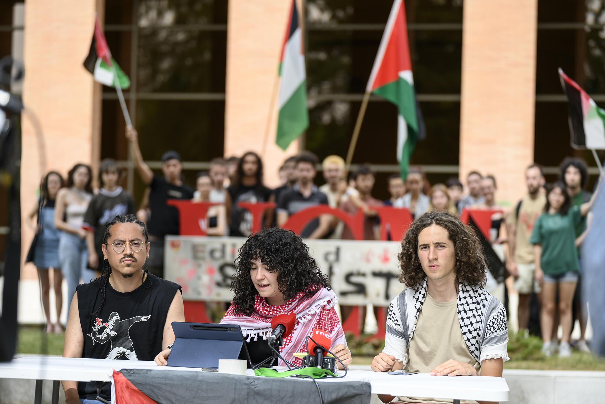 Fin acampada Complutense palestina 2