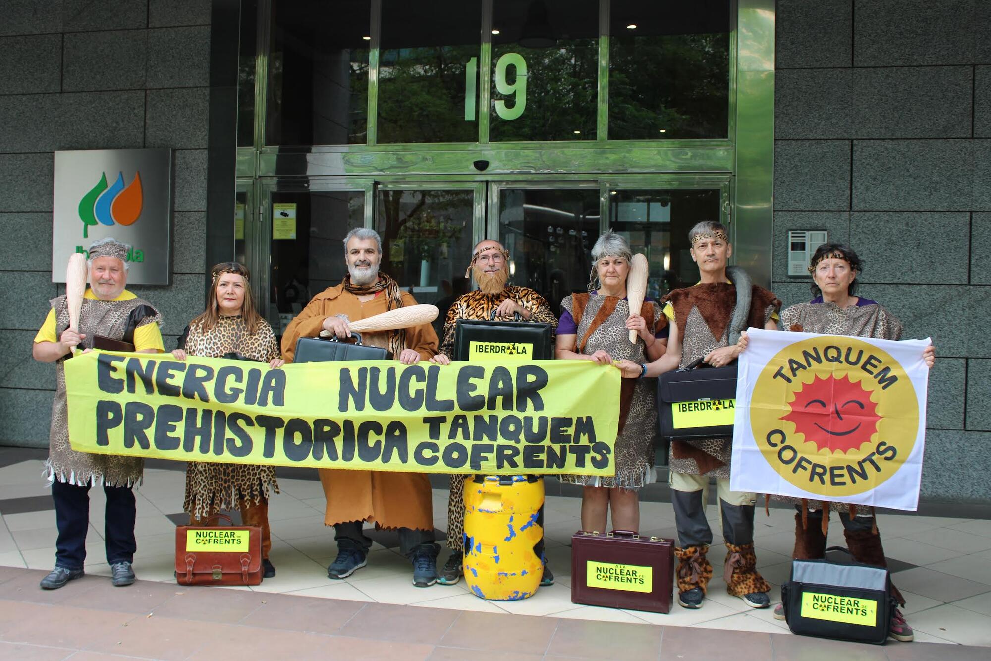 Activistas no nuclear cofrents