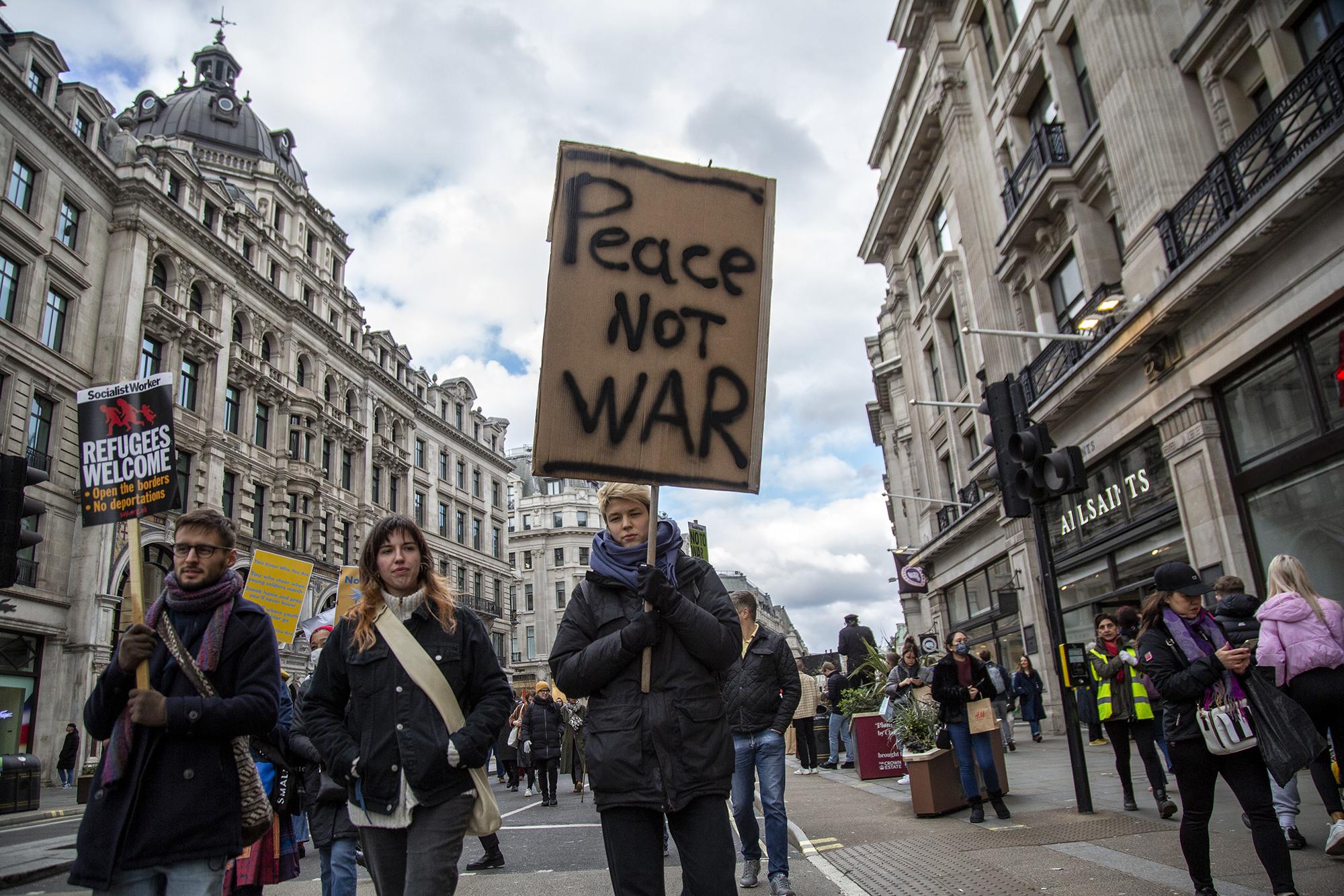 Protesta contra la guerra Ucrania Rusia en Londres 04