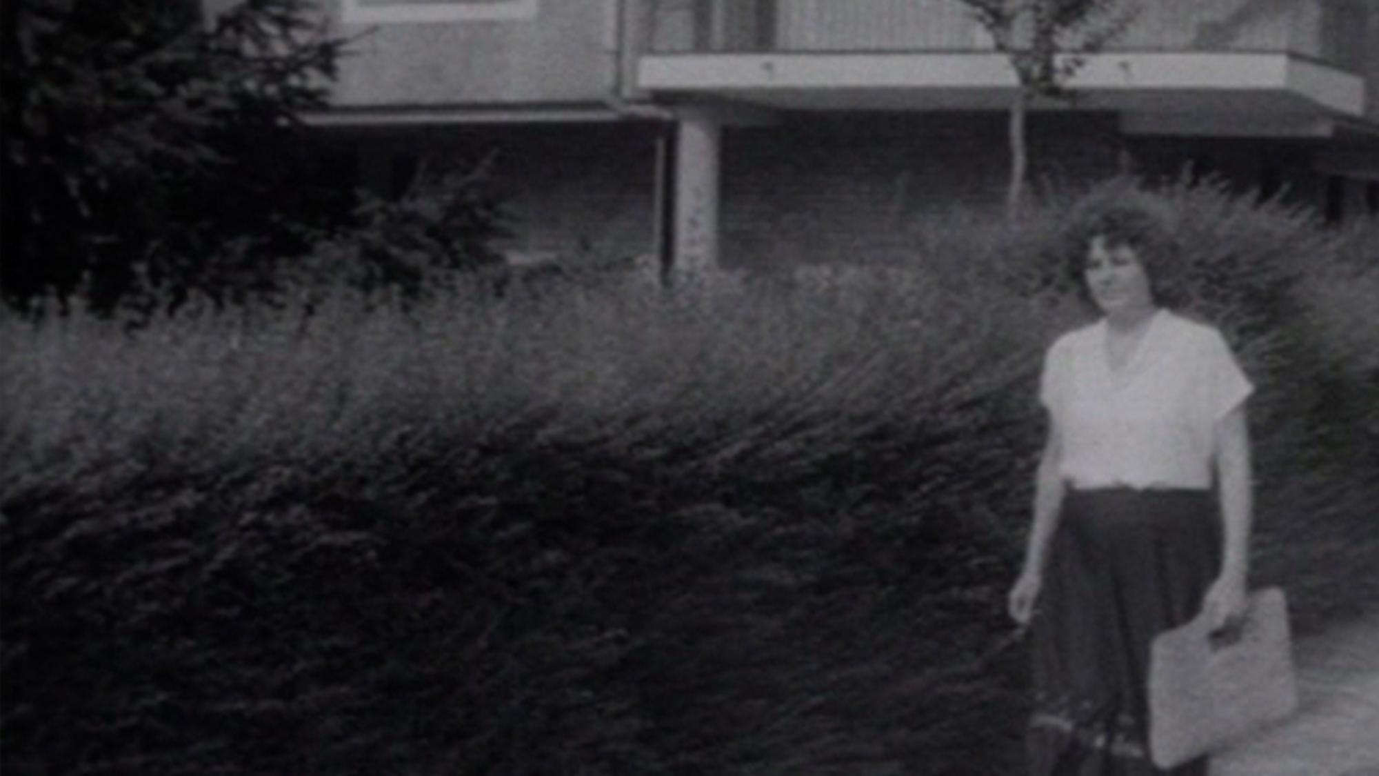 Fotograma de la película ‘Scuola senza fine’, dirigida por Adriana Monti en 1983