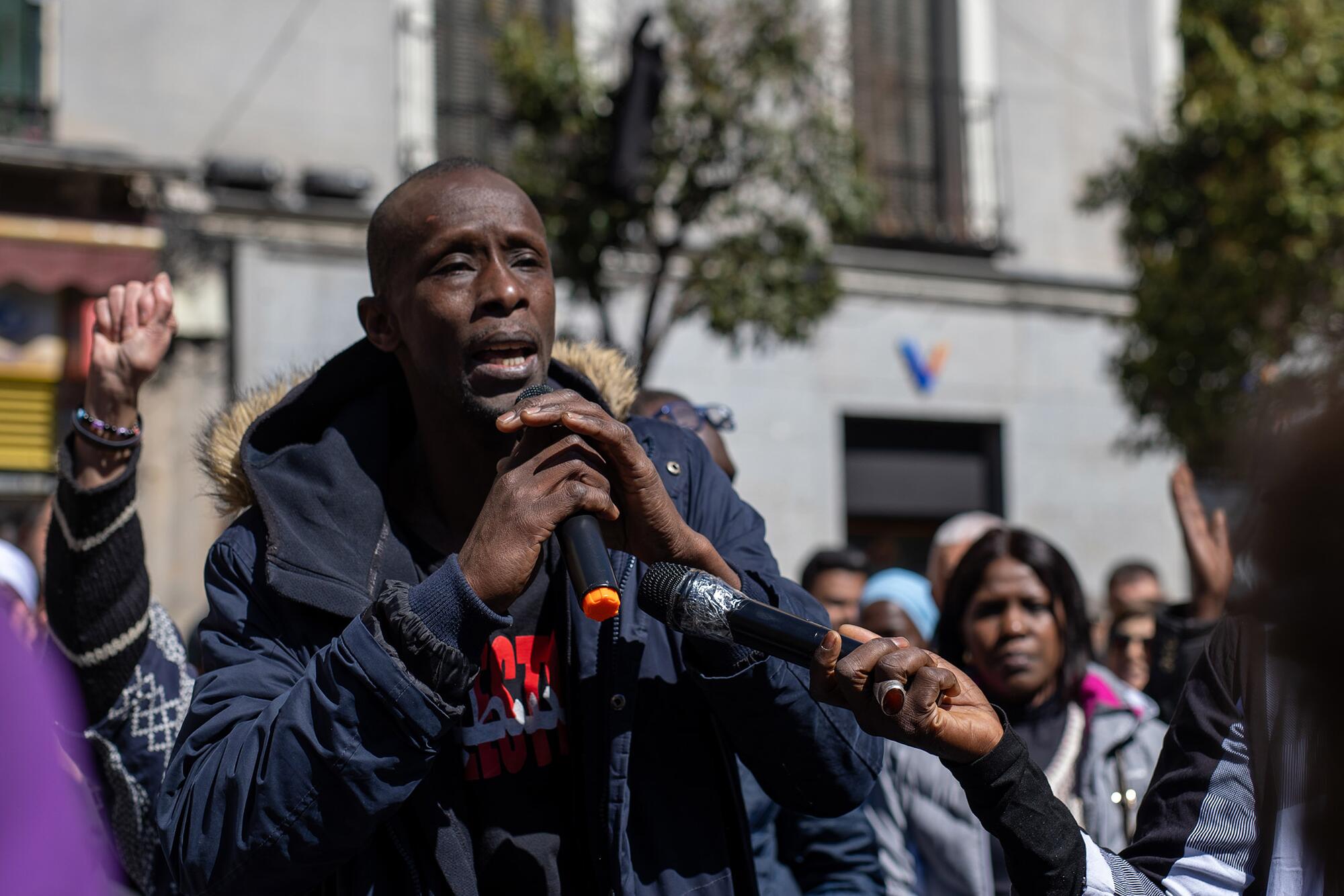 Concentración contra las redadas racistas 29 de marzo - 3