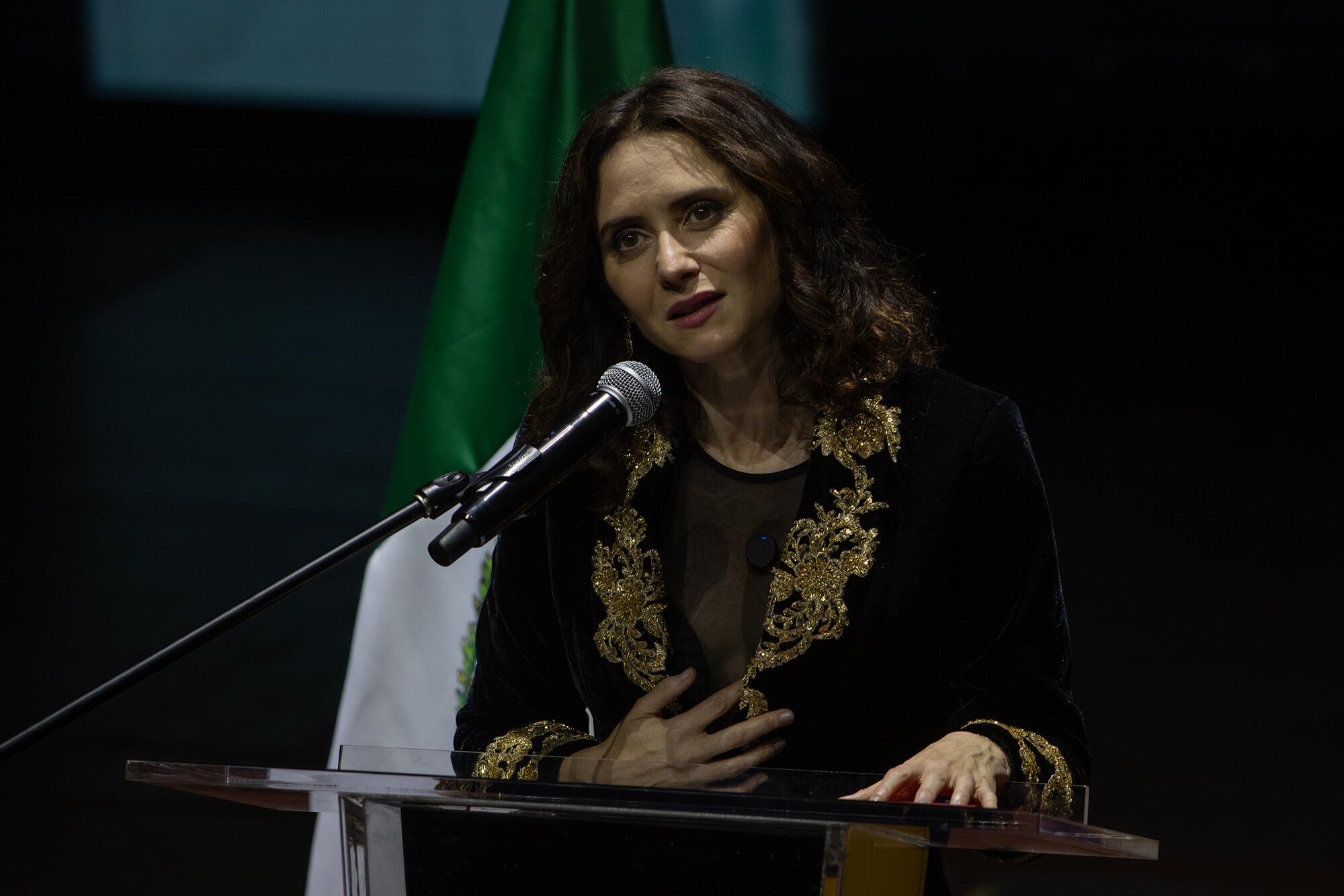Ayuso México - 13