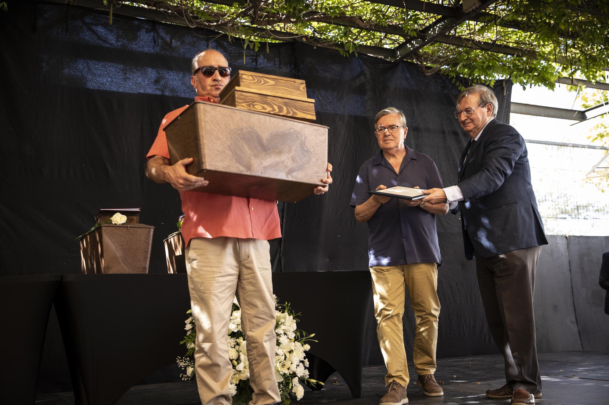 Entrega de restos de víctimas a sus familiares el 19 de septiembre de 2026 en Víznar - 7