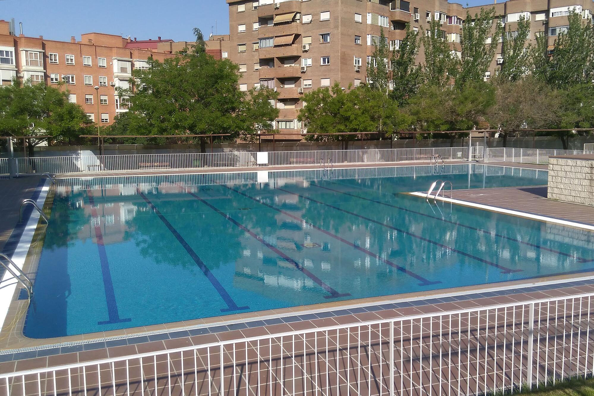 Piscina Peñuelas