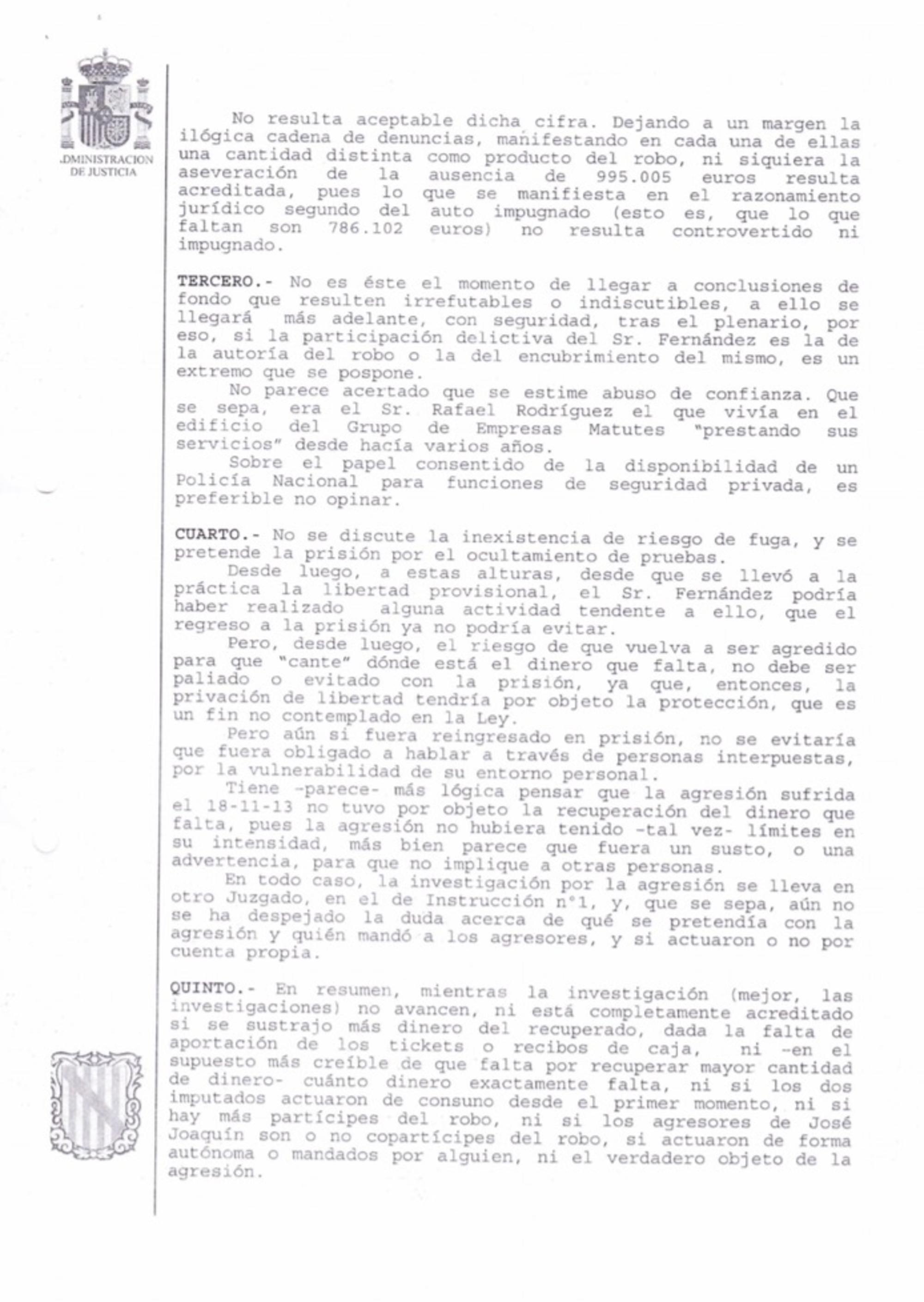 Auto emitido por el Juzgado número 2 de Ibiza en eenro de 2014 sobre el caso de robo a la familia Matutes.