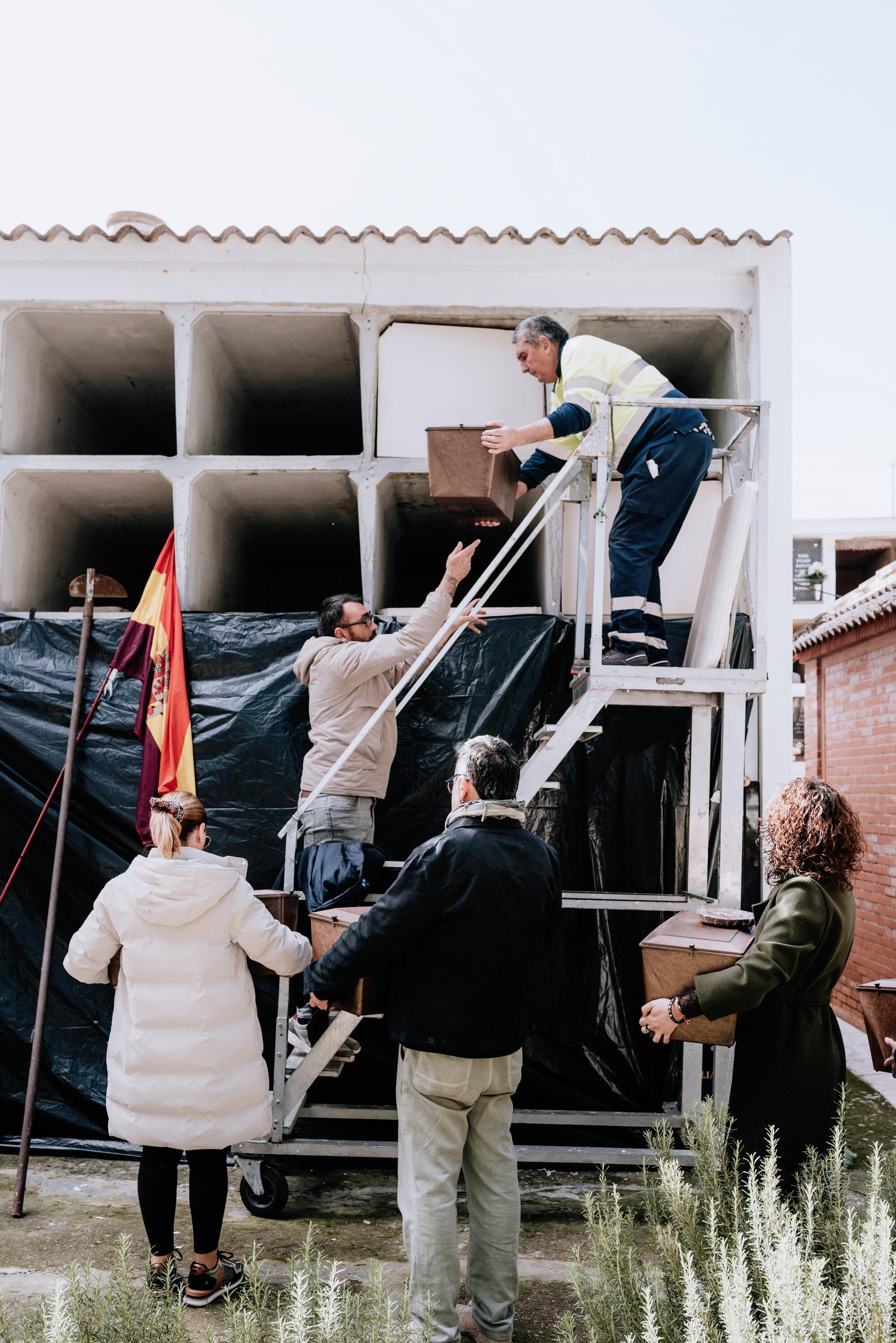 Homenaje a la victimas del franquismo en Villamartín 25