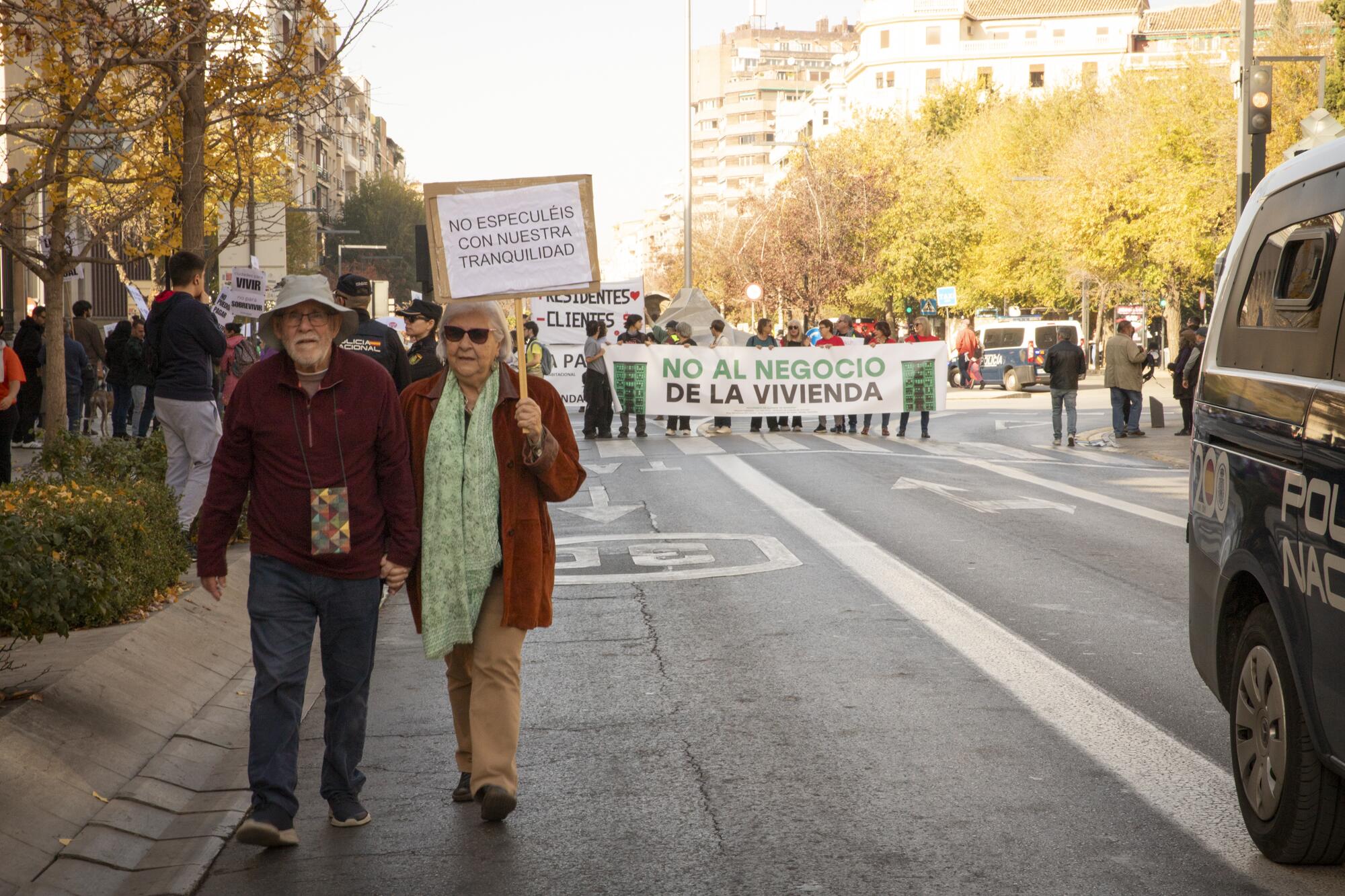 Manifestación contra el negocio especulativo de la vivienda - 2