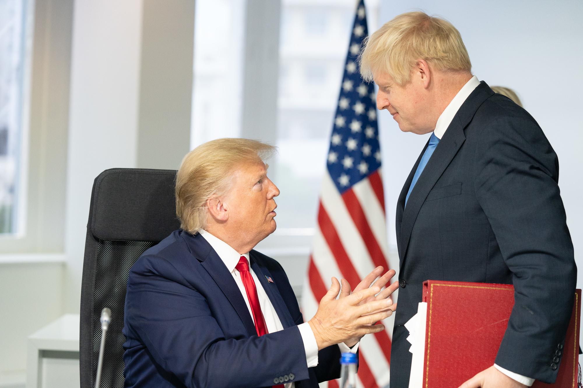 Trump y Johnson Biarritz