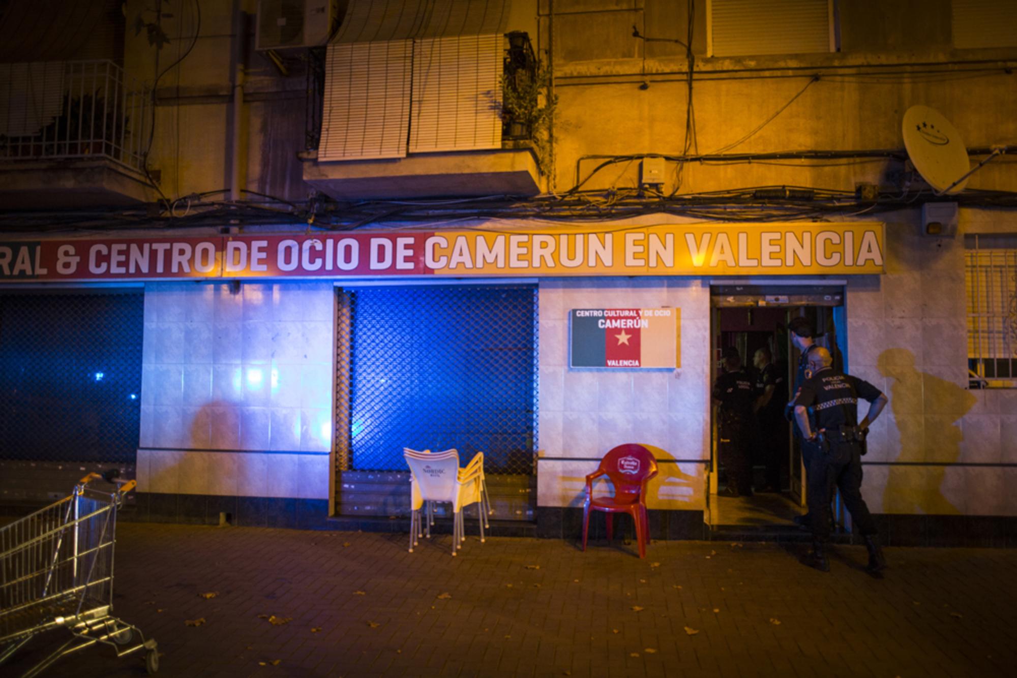 Operativo policial en el Centro de Ocio de Camerún en Valencia en agosto de 2017