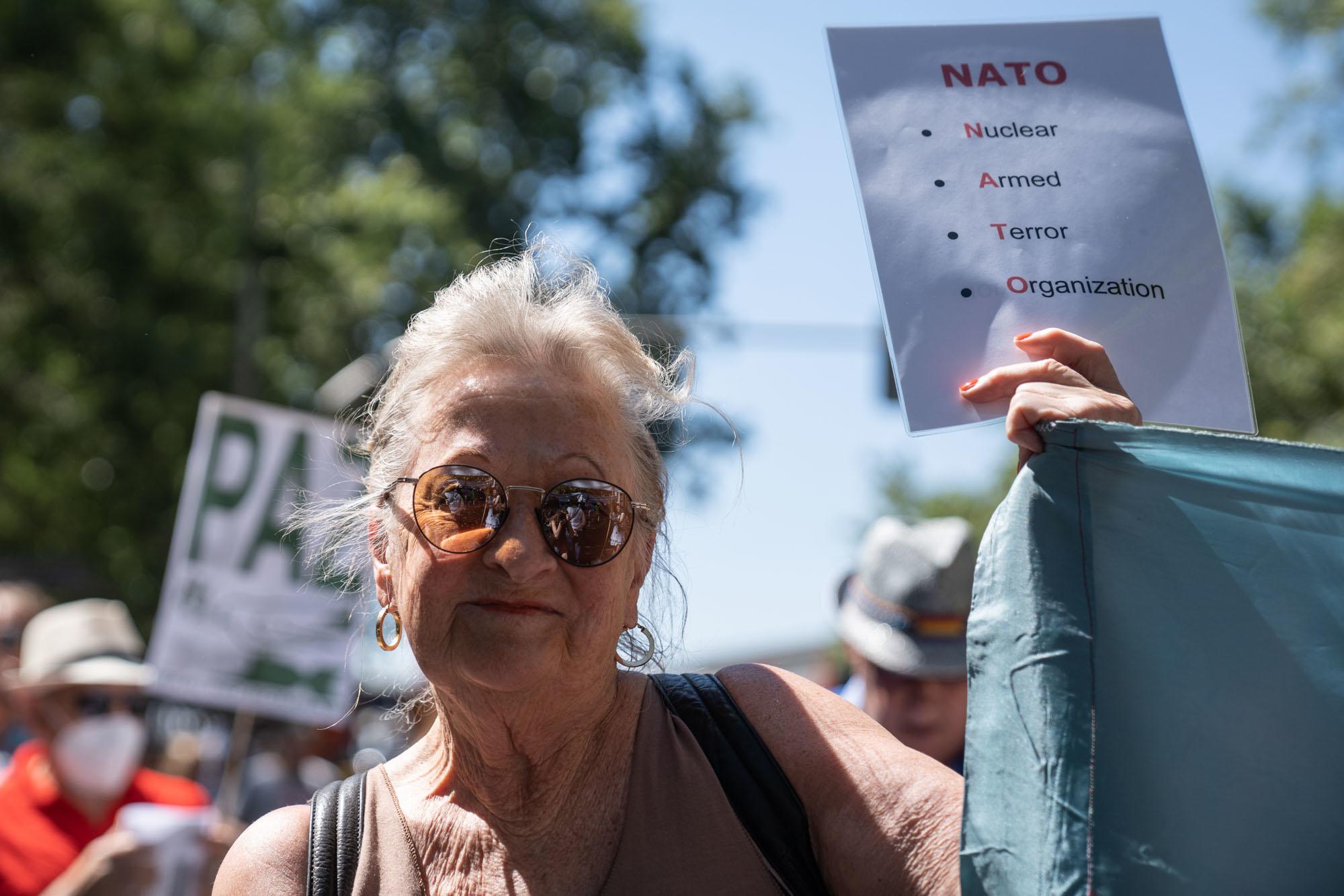 Manifestación contra la cumbre de la OTAN en Madrid - 3