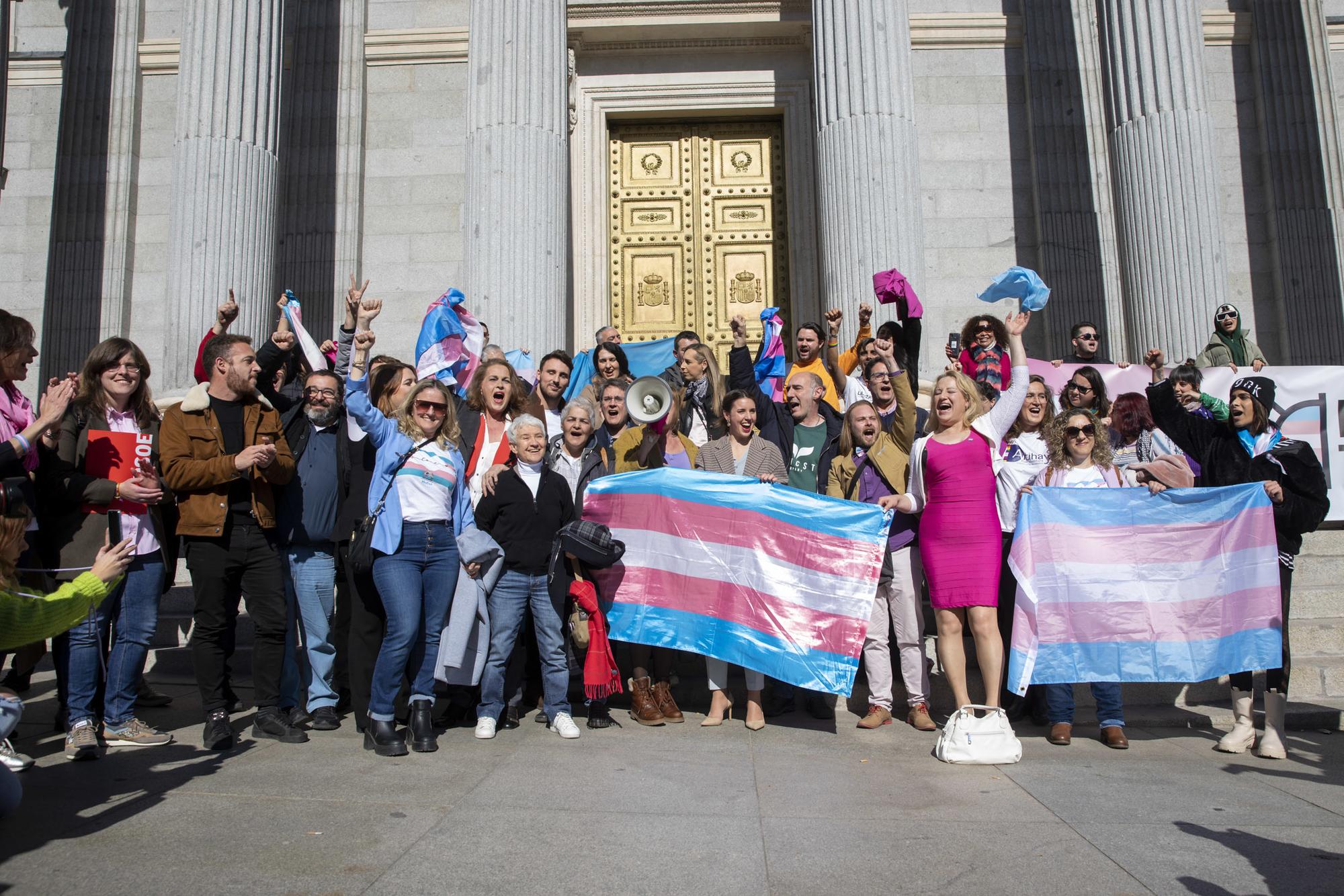 Congreso votacion Ley trans reforma aborto - 23 Escalinatas Ley Trans