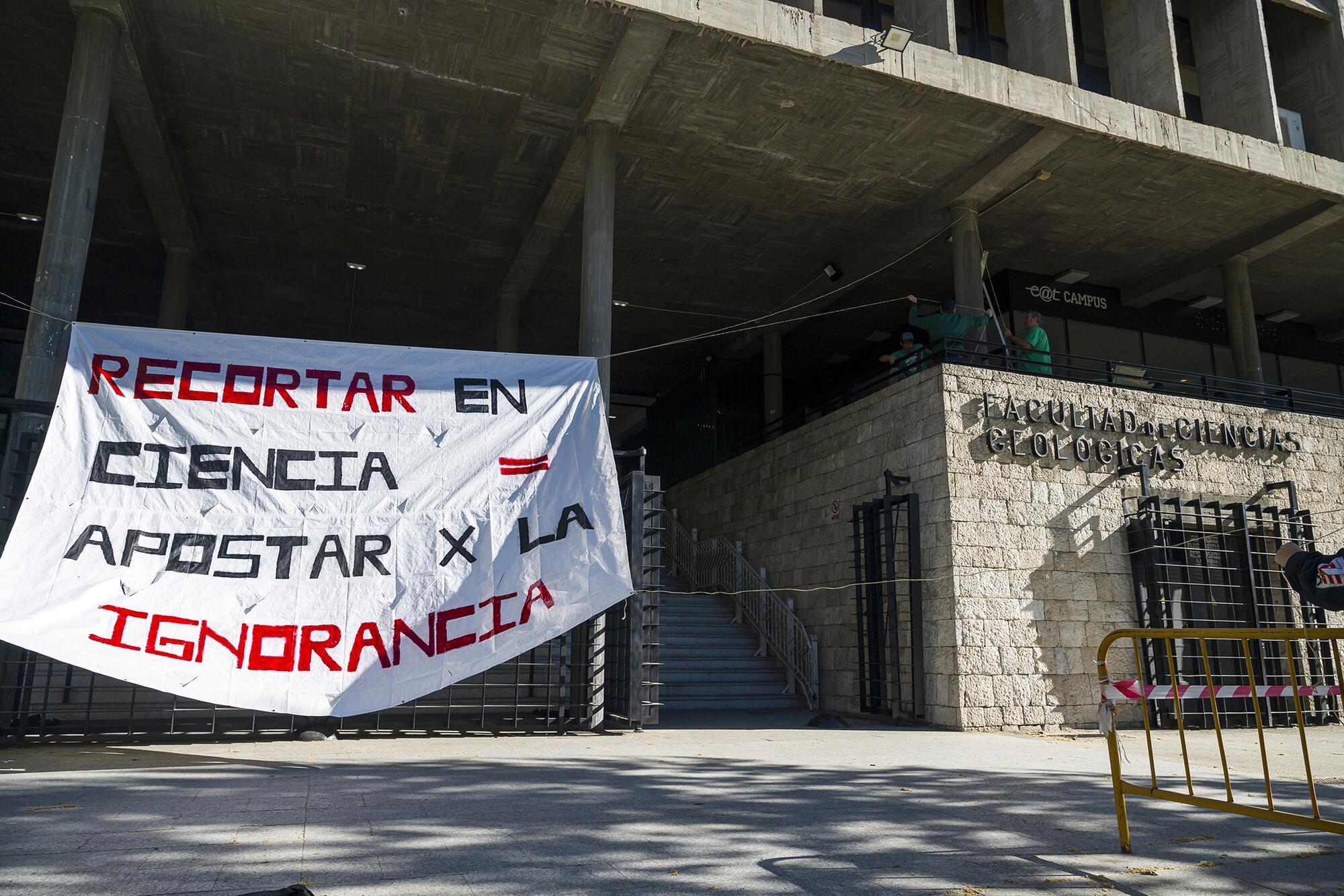 Piquetes Complutense - 13