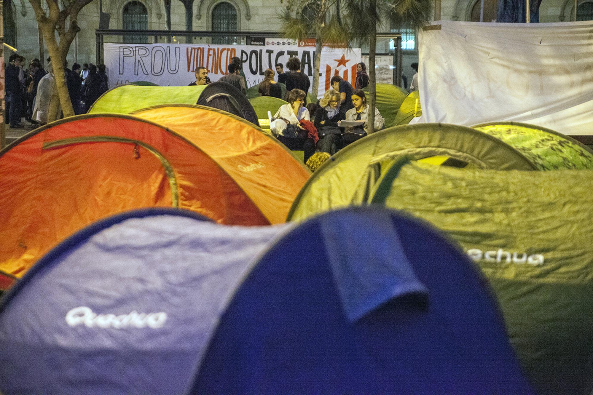 Acampada en Barcelona por la sentencia al Procés