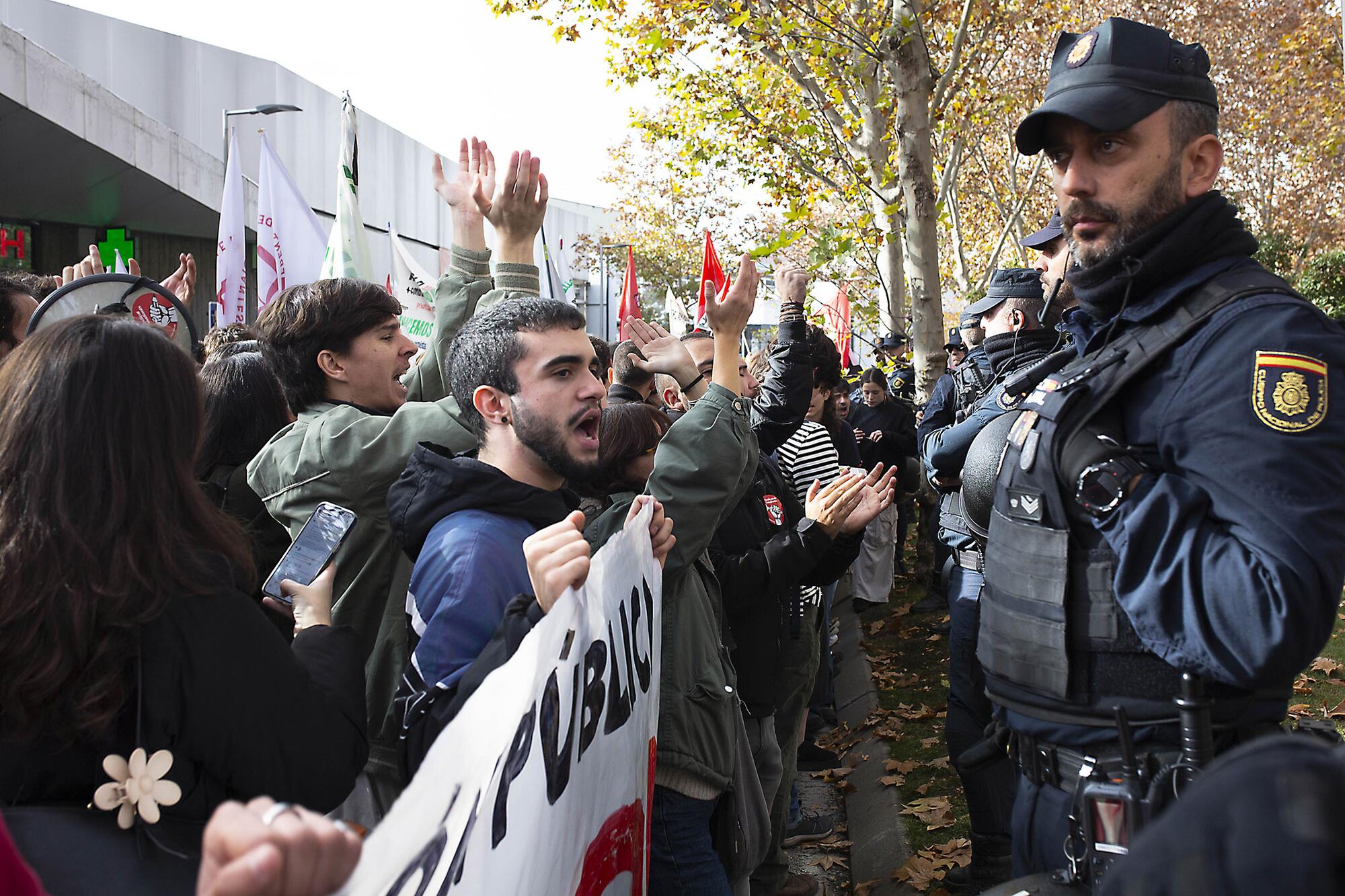 Concentración Universidad Pública Asamblea de Madrid - 3