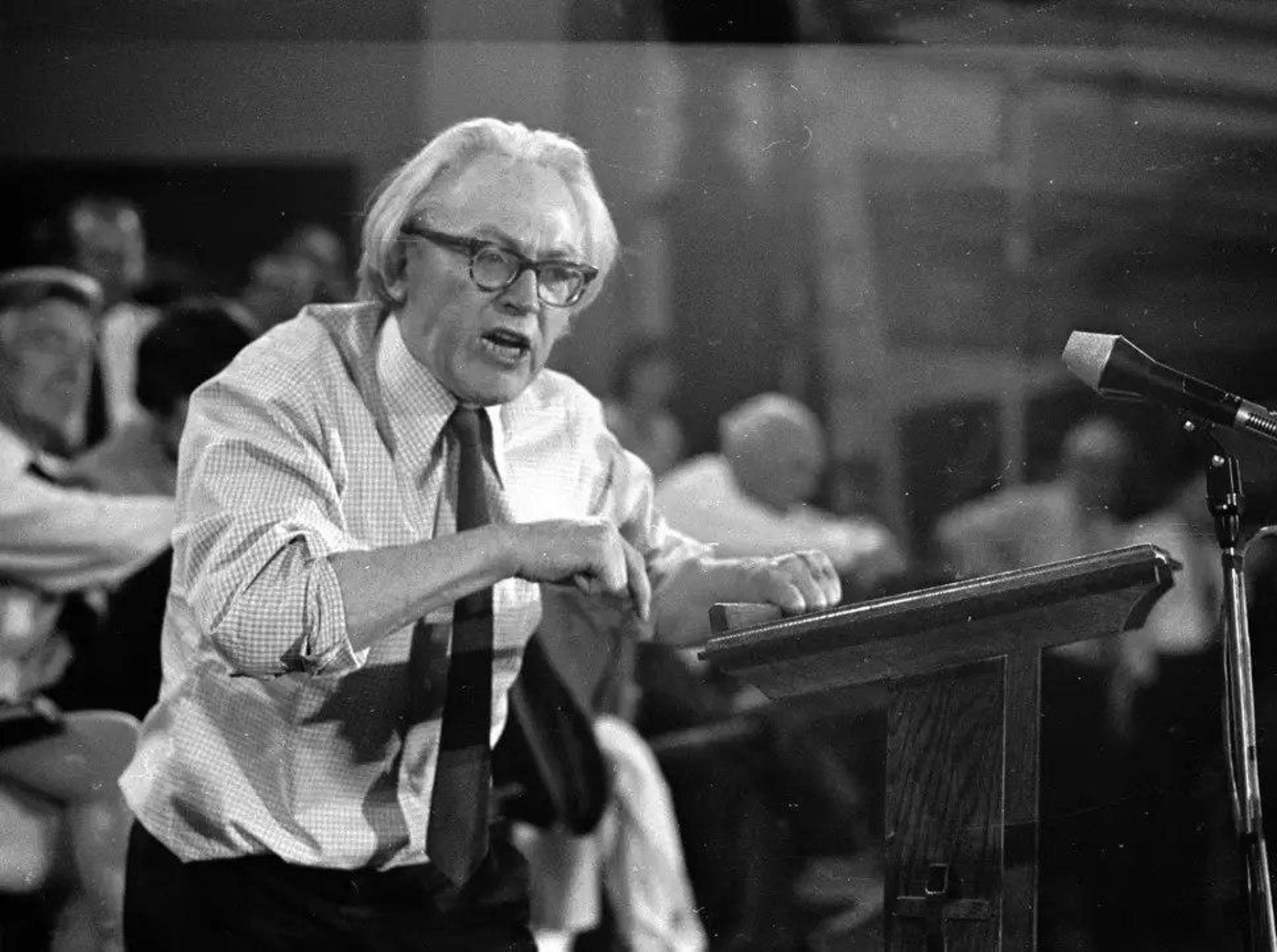 Michael Foot, líder laborista entre 1980 y 1983