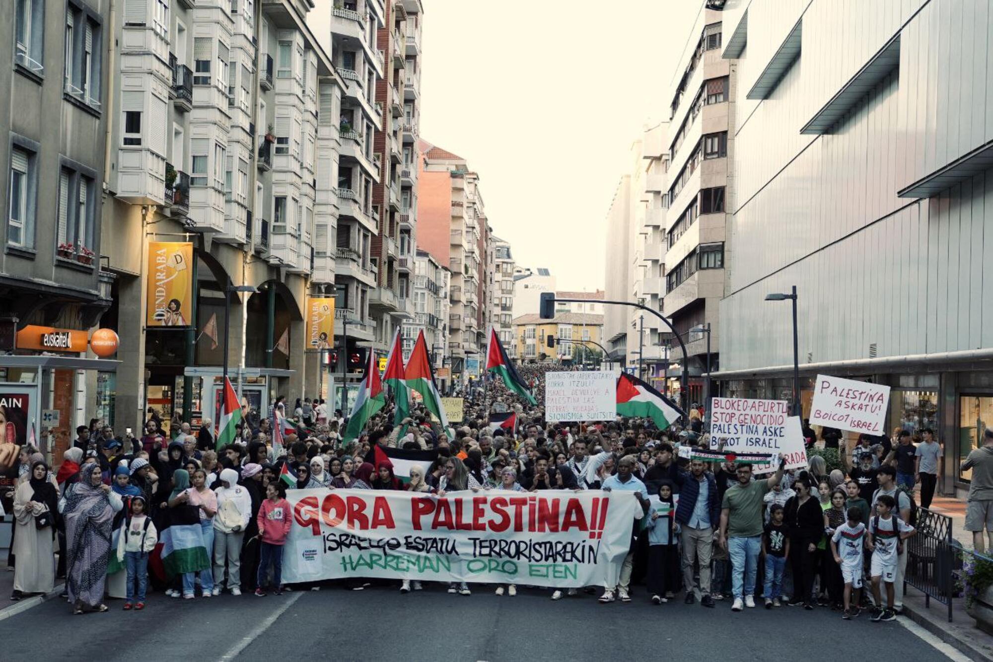 Mani Flotilla EH - 4