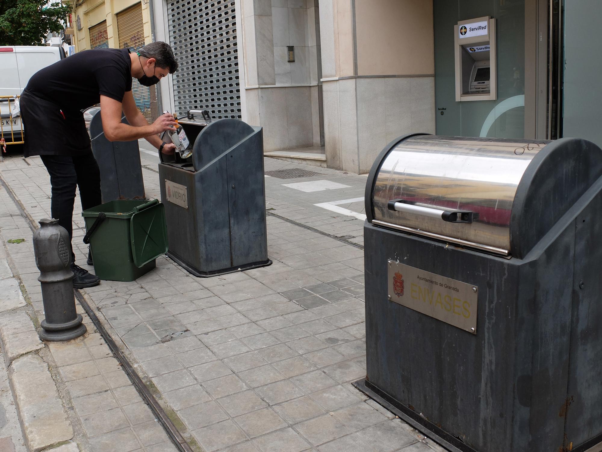 Contenedores reciclaje Granada