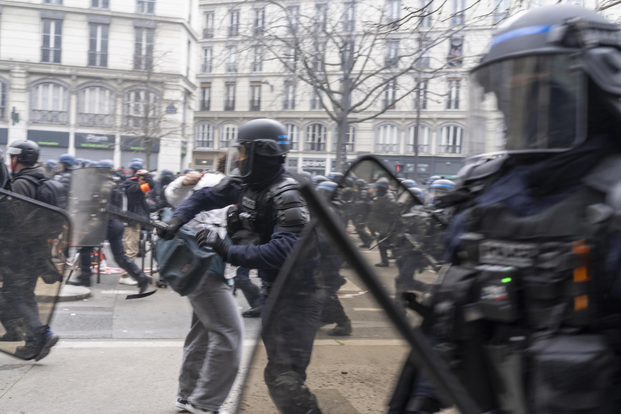 Movilizaciones en París contra la reforma de las jubilaciones - 11