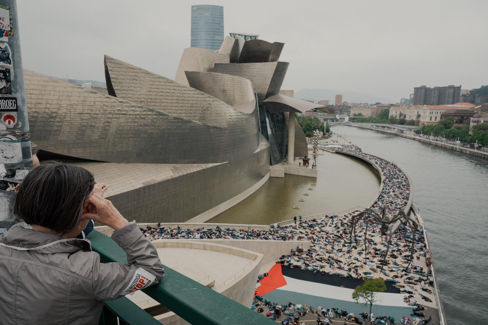 Manifestación por Palestina en el Guggenheim de Bilbao