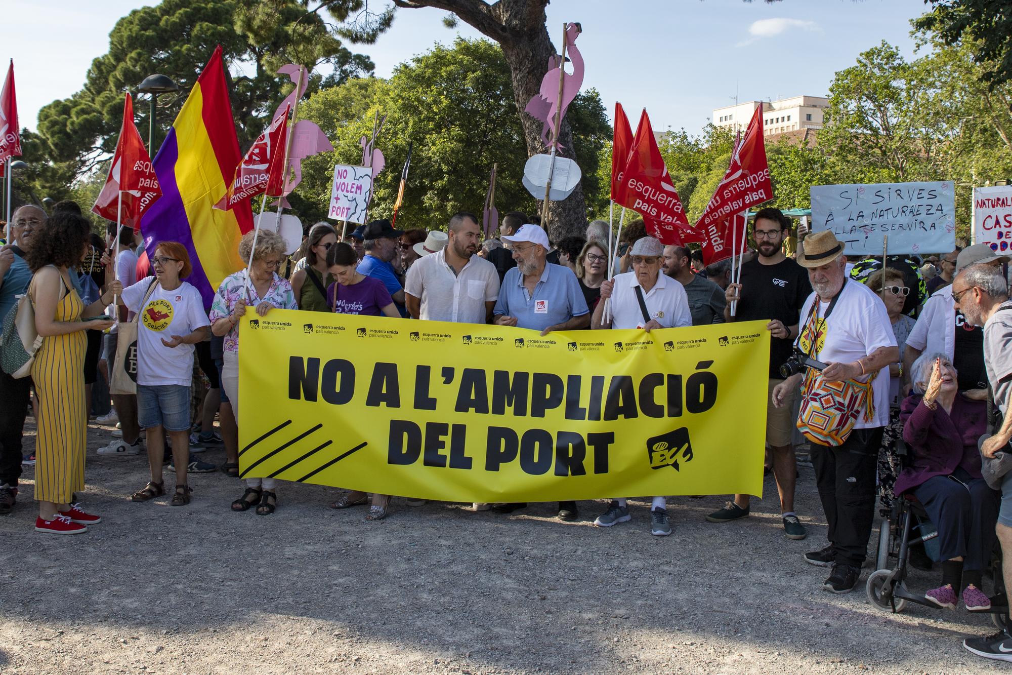 Manifestación contra la ampliación puerto de València - 5
