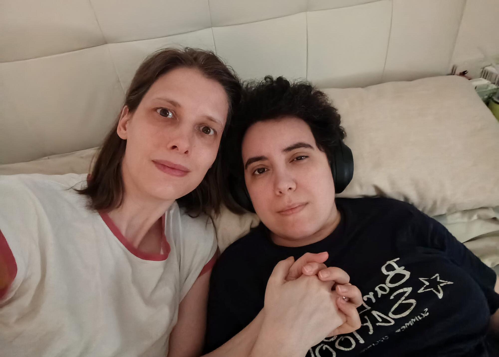  Laura y Sara encefalomielitis miálgica