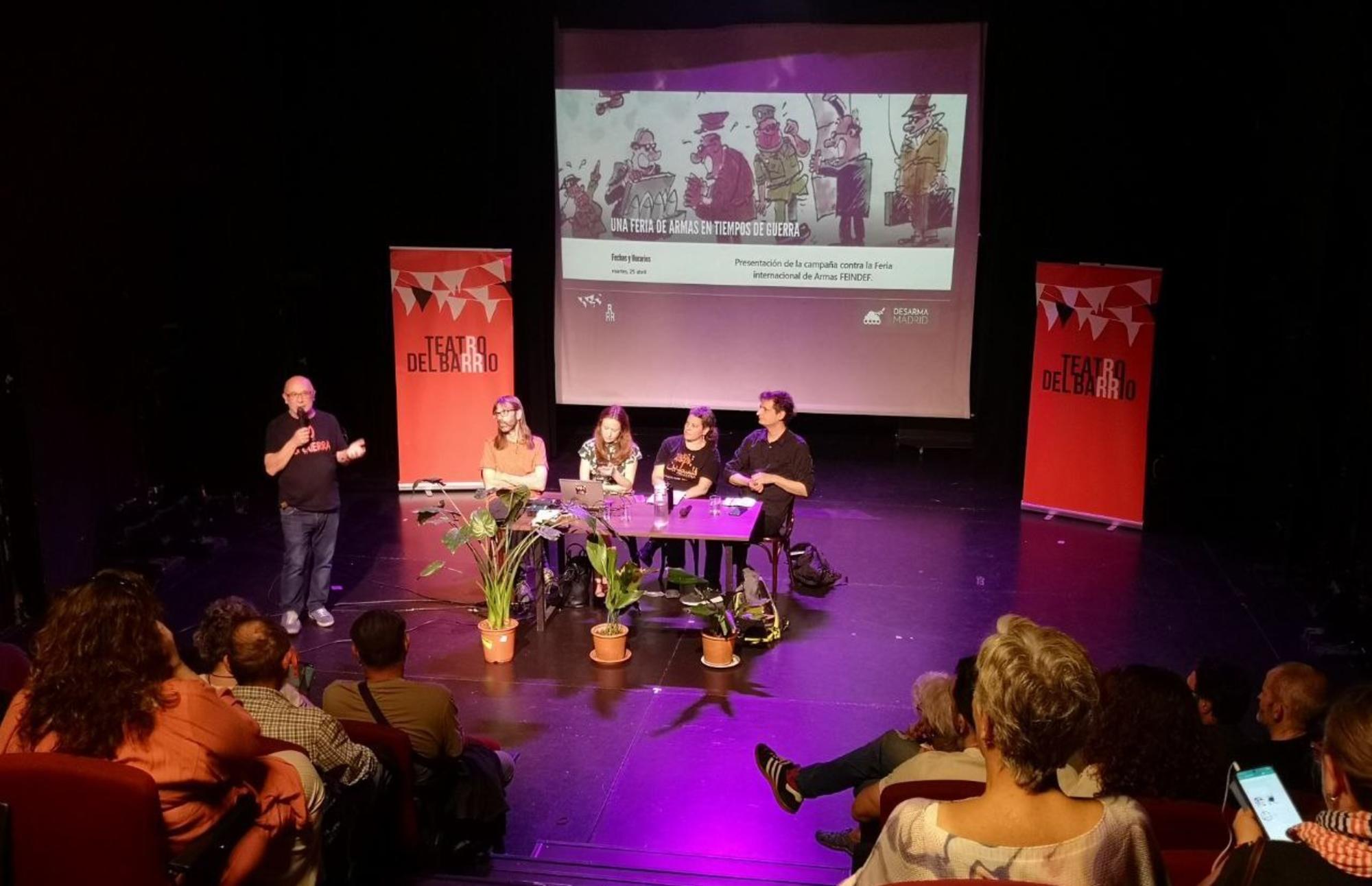 FEINDEF2023 Mesa redonda en el Teatro del Barrio