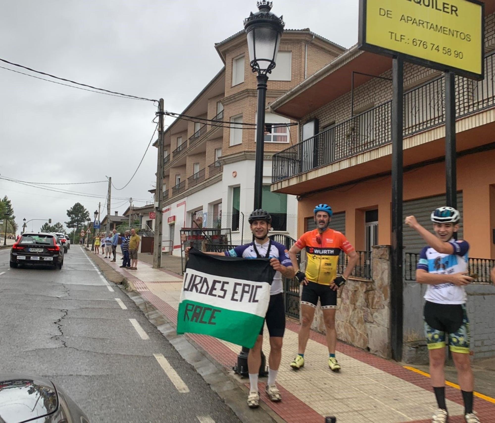 Vuelta Ciclismo Extremadura foto