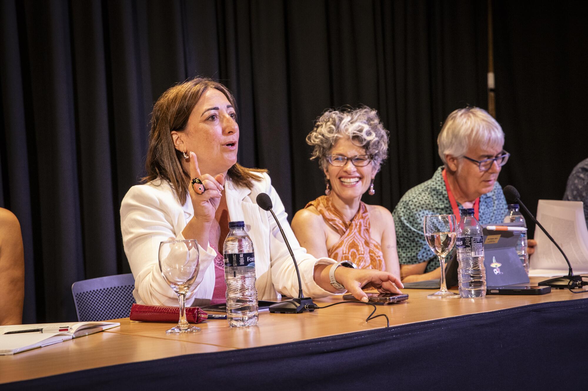 Simposio Internacional sobre Memorias Participativas - 24