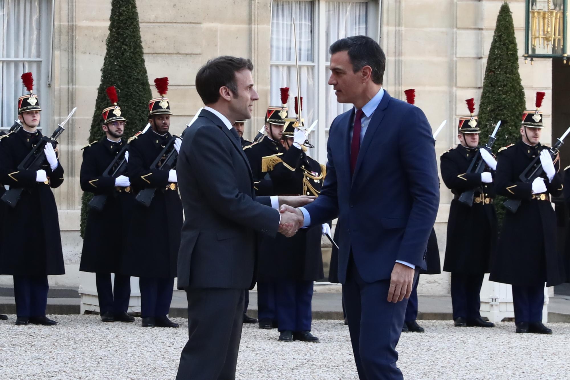 Pedro Sanchez y Emmanuel Macron en el Palacio del Elíseo 2