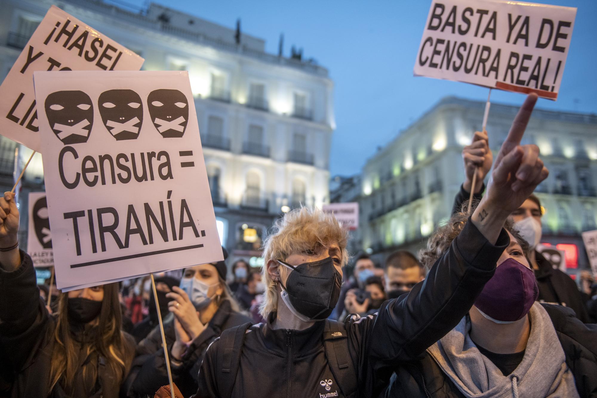 Manifestación en Madrid contra el encarcelamiento del rapero Pablo Hasél. - 1