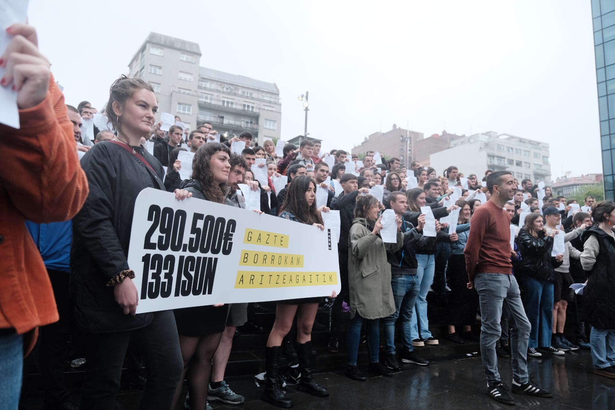 Multas contra Ernai por Ley Mordaza