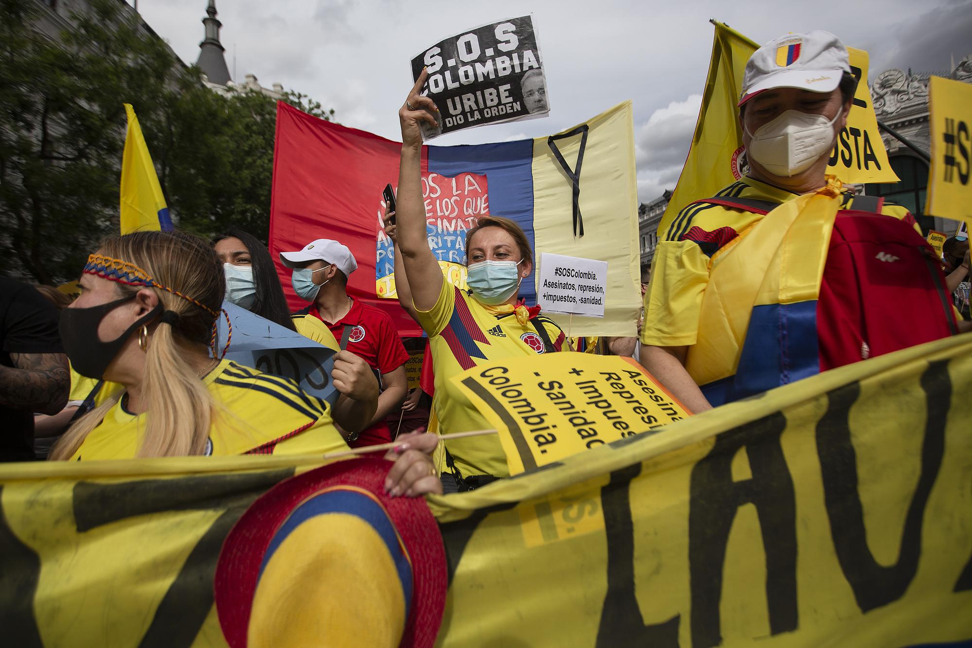 Manifestación por Colombia en Madrid 3