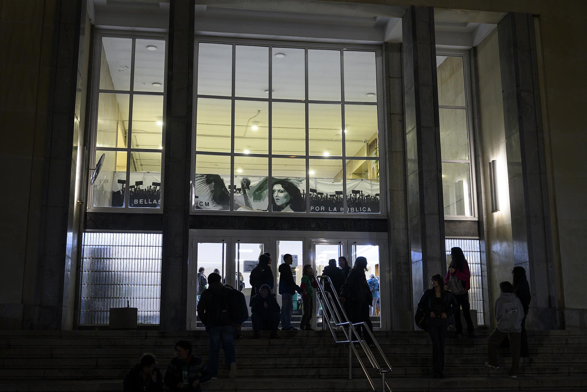 Encierro Bellas Artes 25 - 1