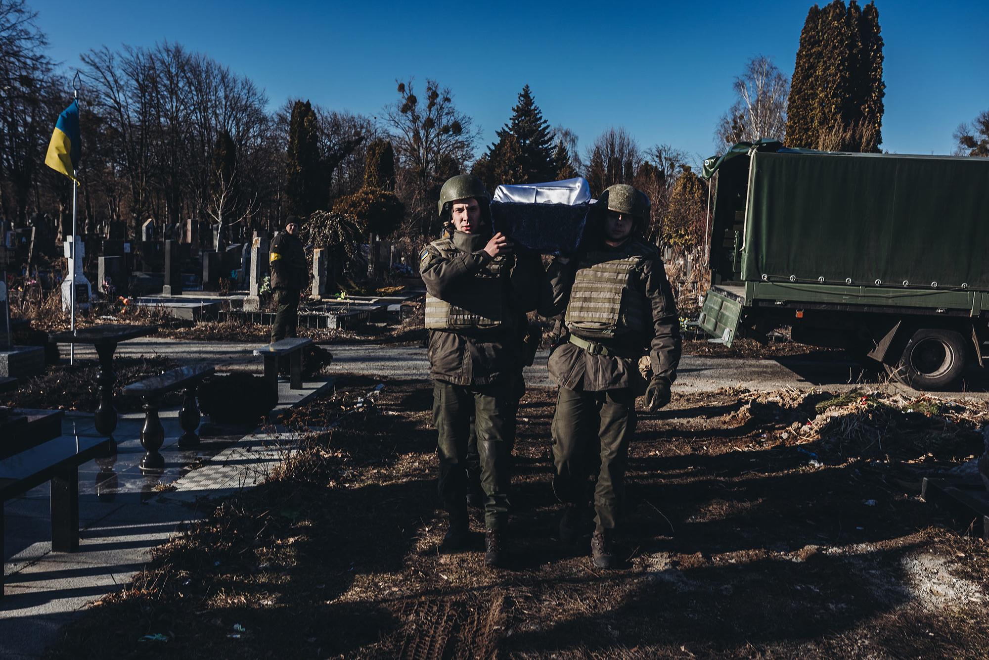 Militares y refugiados Ucrania - 1