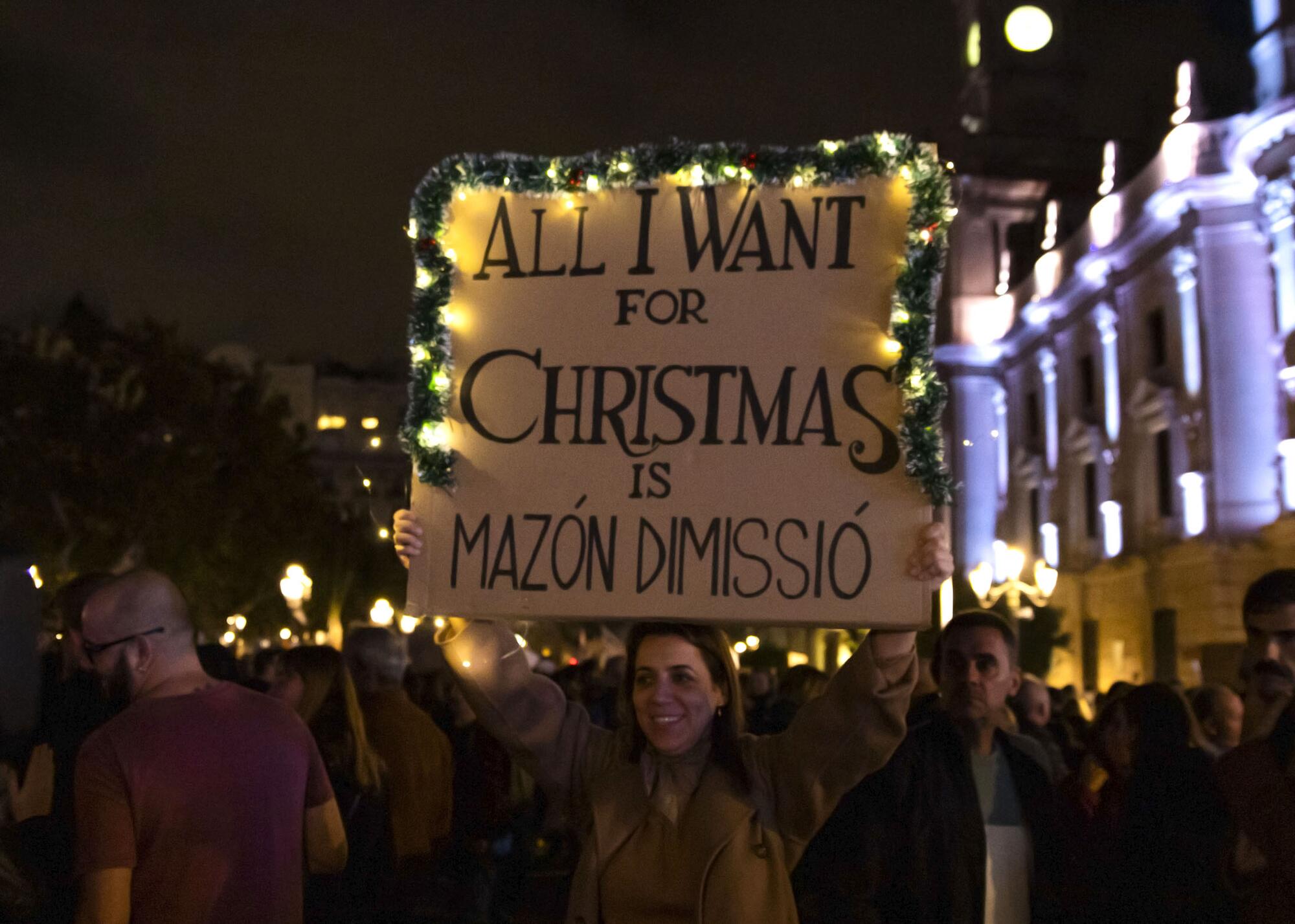 Manifestación multitudinaria del 30 de noviembre para pedir la dimisión del president Carlos Mazón.