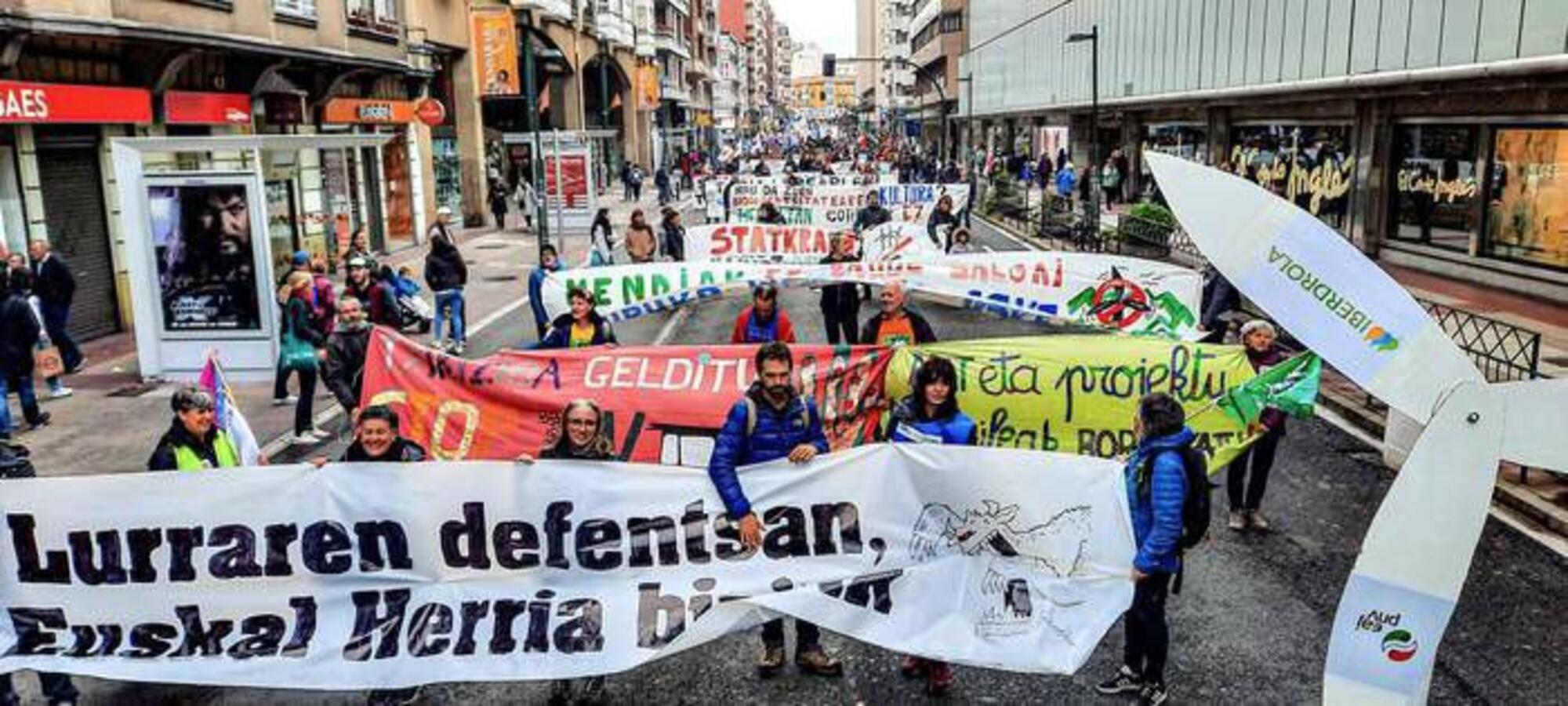 Manifestación de Euskal Herria Bizirik