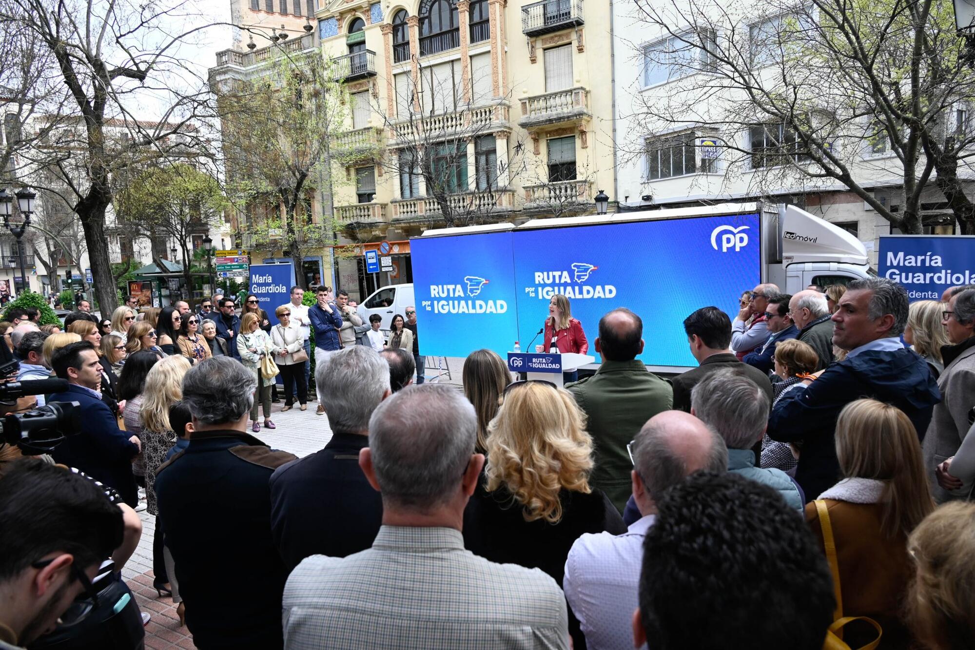 María Guardiola PP mitin