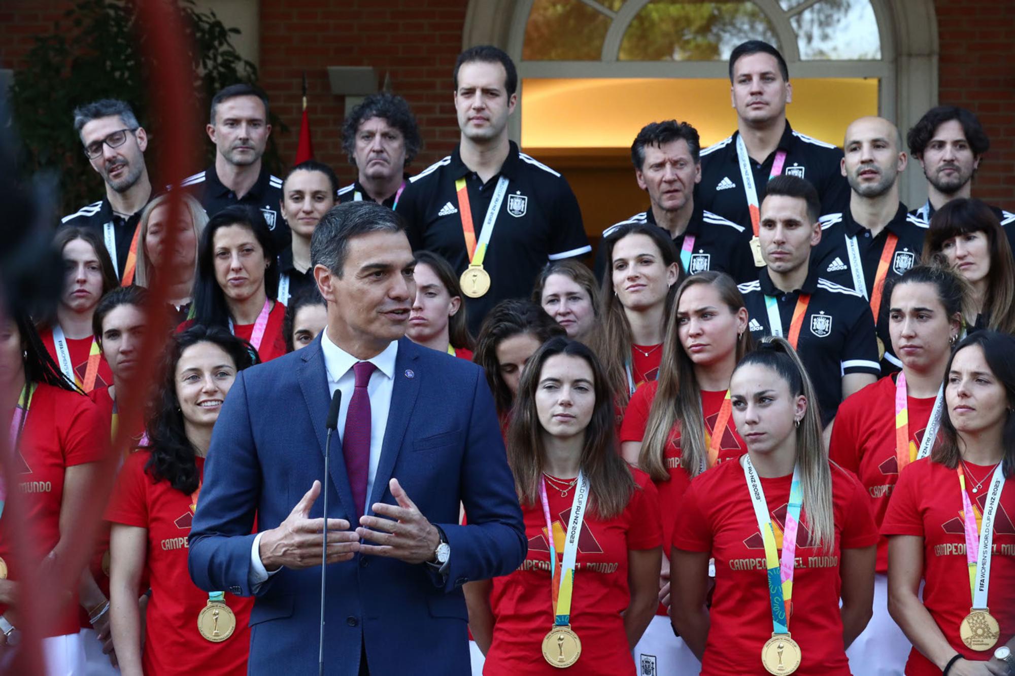 Sanchez Recepción Moncloa Campeonas