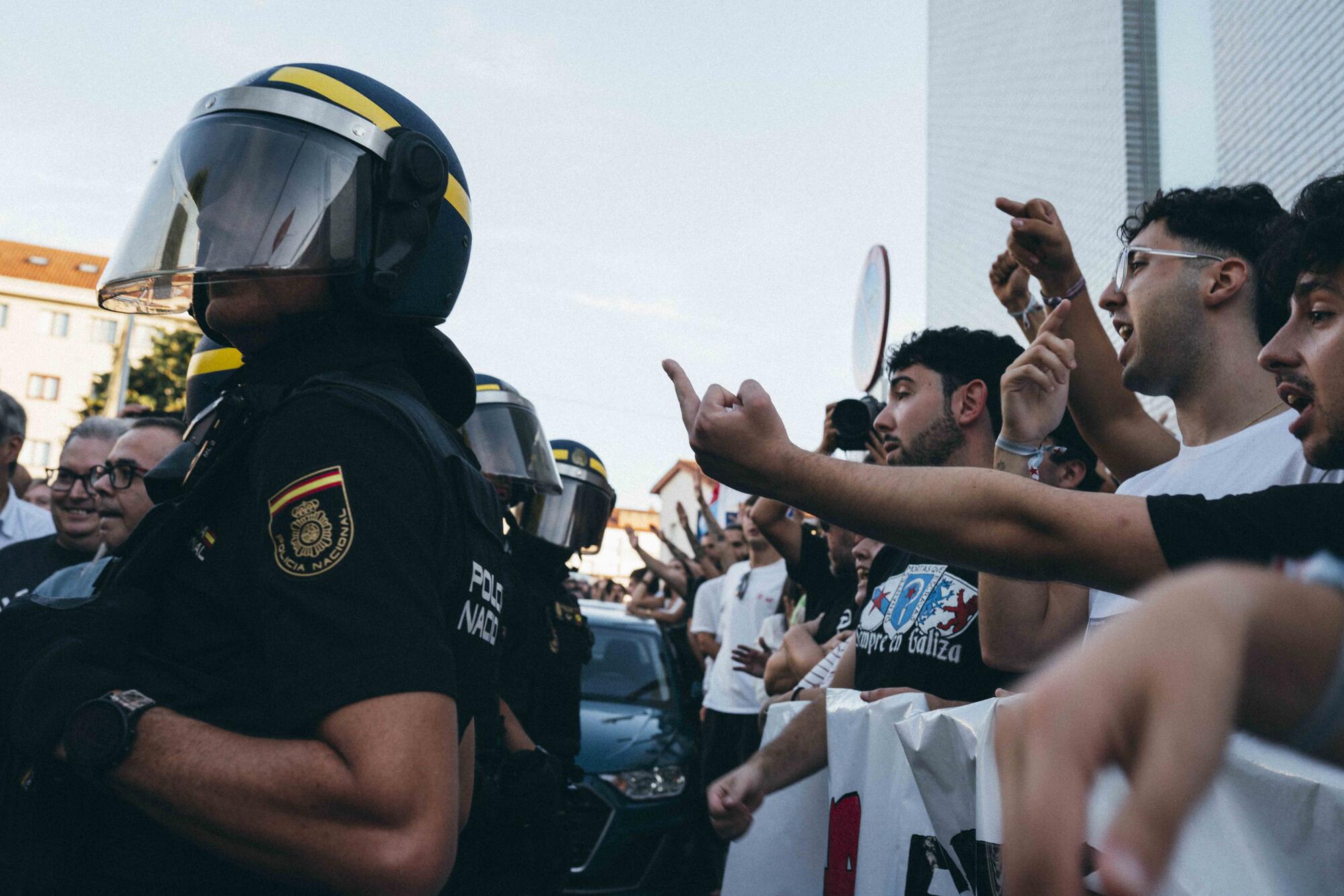 Boicot al mitin Vox en Santiago de Compostela - 10