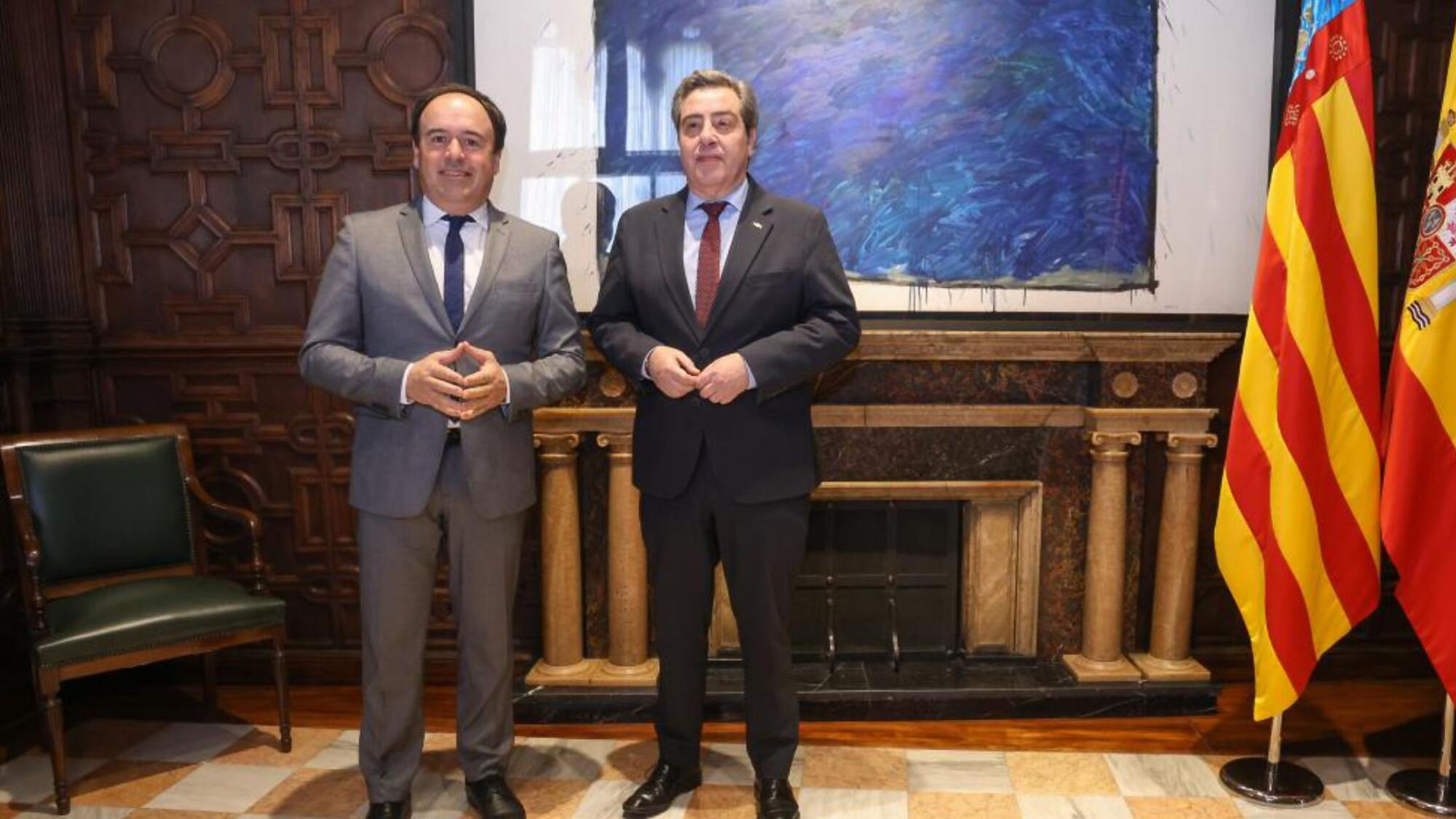 Pérez Llorca y José María Llanos Vox